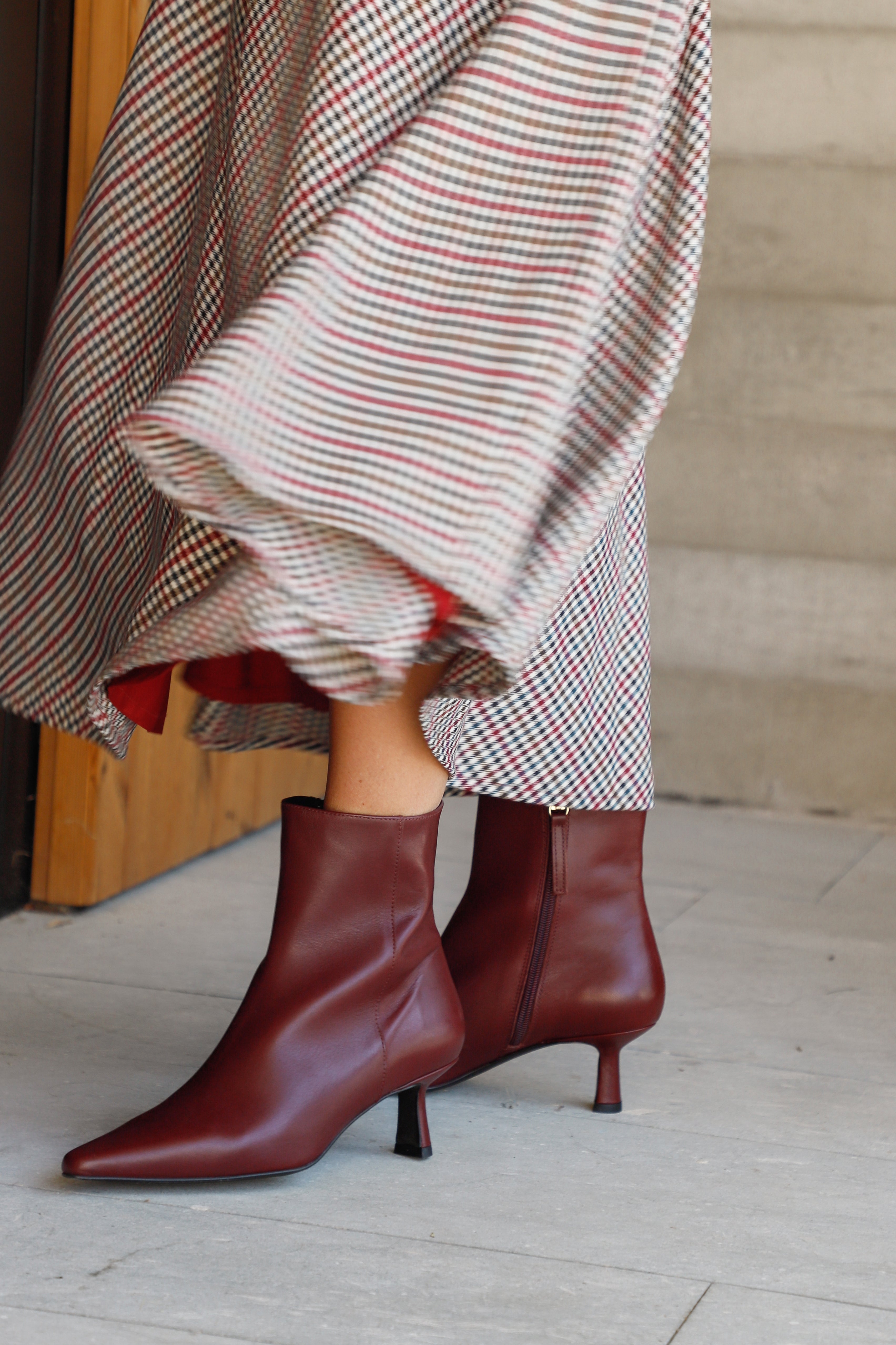 PAULA BURGUNDY LEATHER ANKLE BOOT 5CM MIDI HEEL