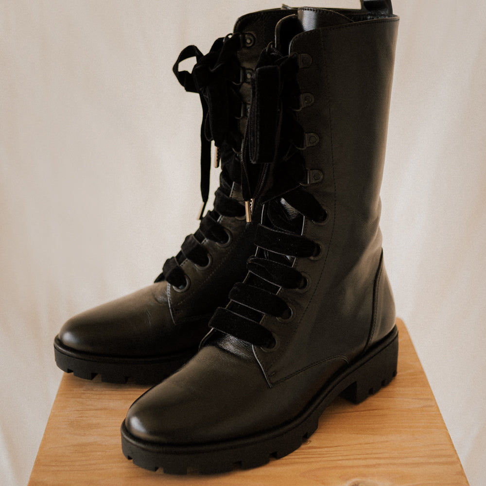 CARLOTA BLACK LEATHER BIKER BOOT 4CM