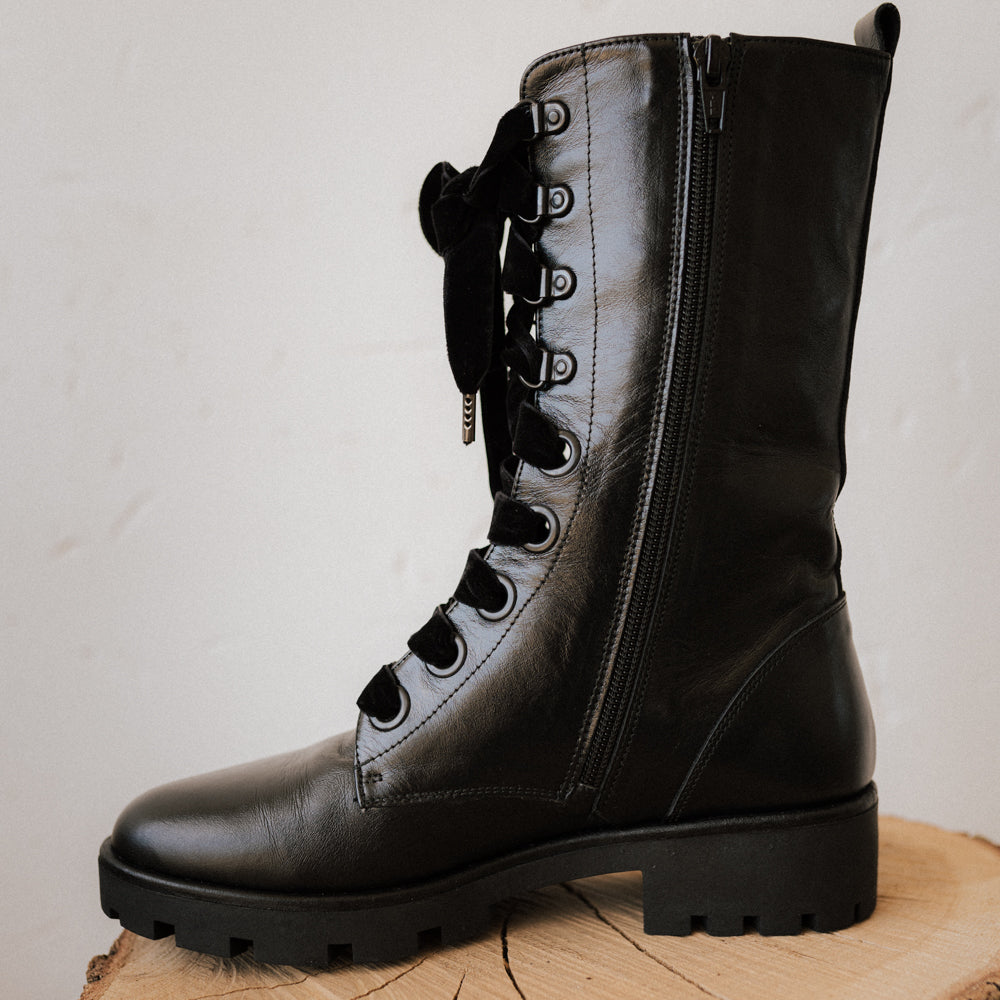 CARLOTA BLACK LEATHER BIKER BOOT 4CM