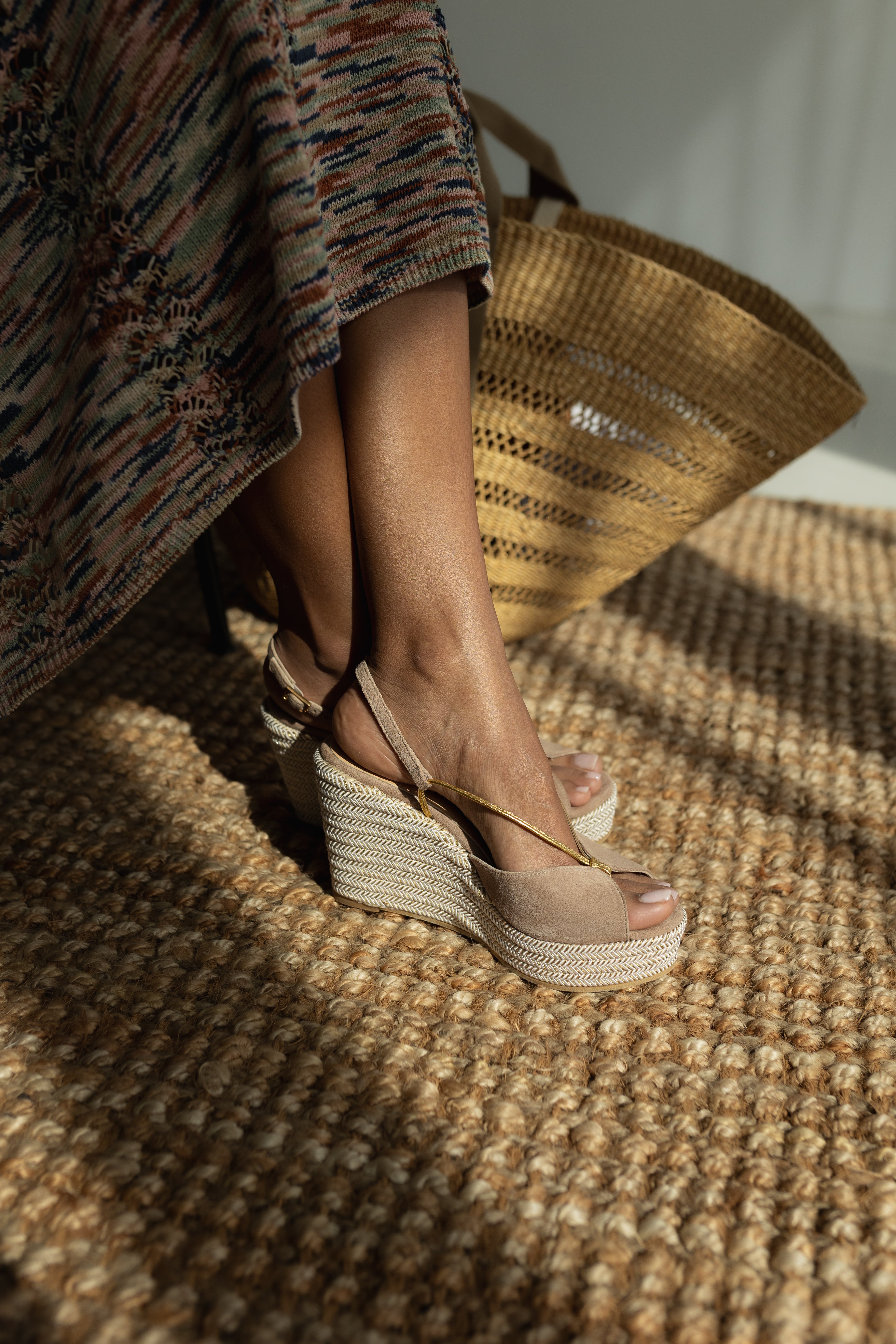 NORA NATURAL SUEDE WEDGE 8.5 CM