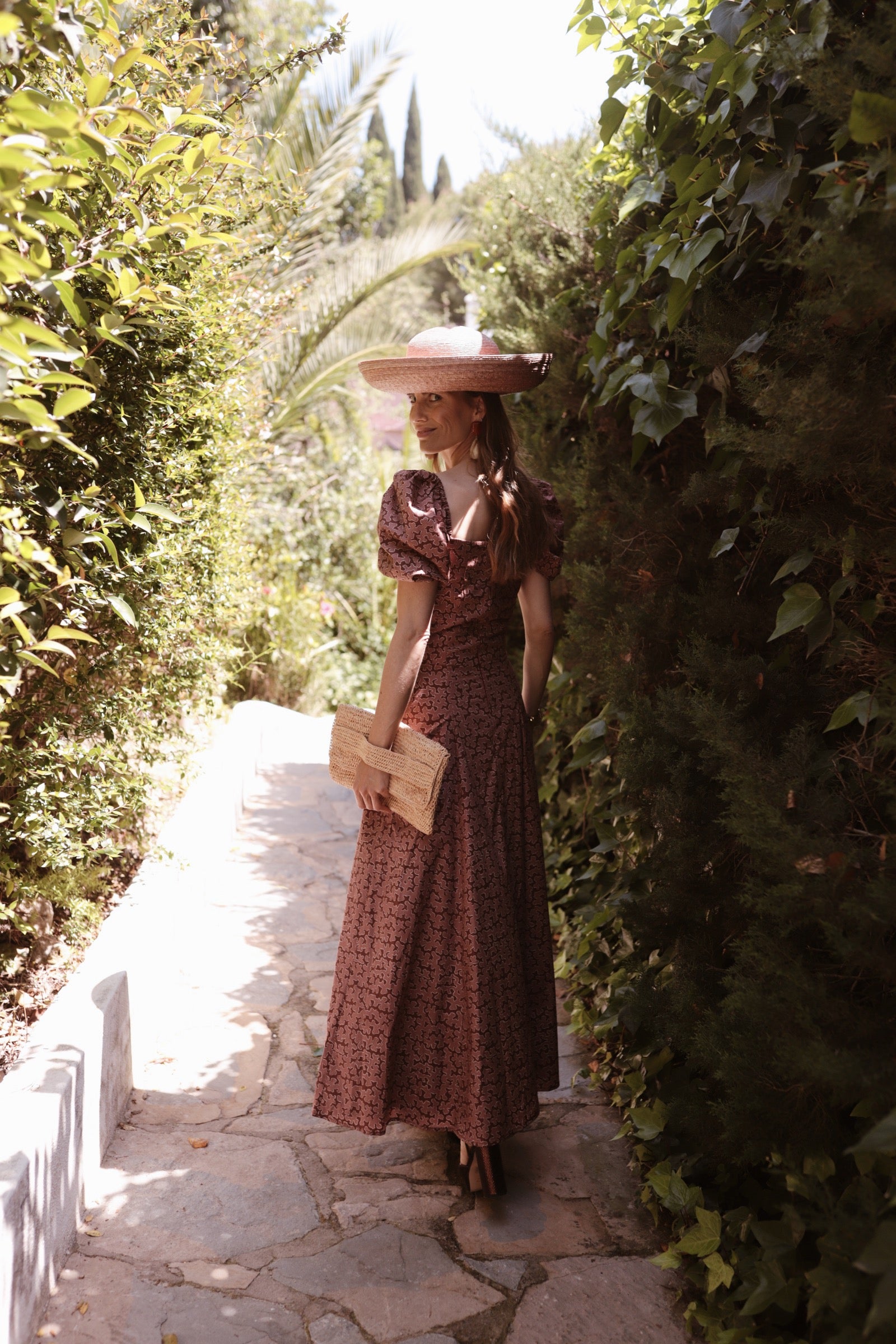 SANDALIA MAISA TACÓN 10CM PLATAFORMA PIEL LAMINADO CAFÉ