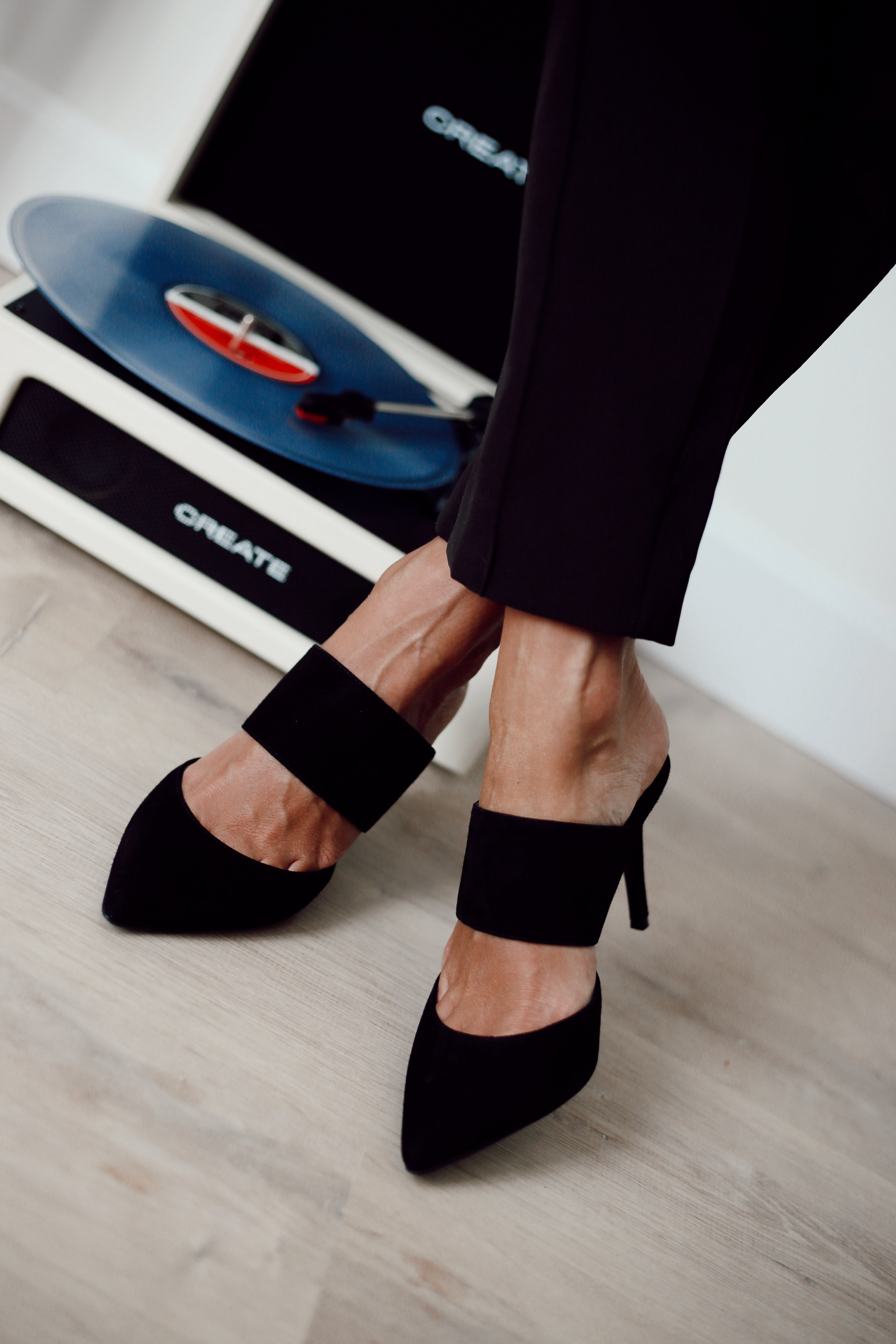STILETTO ALBA BLACK SUEDE 8CM HEEL