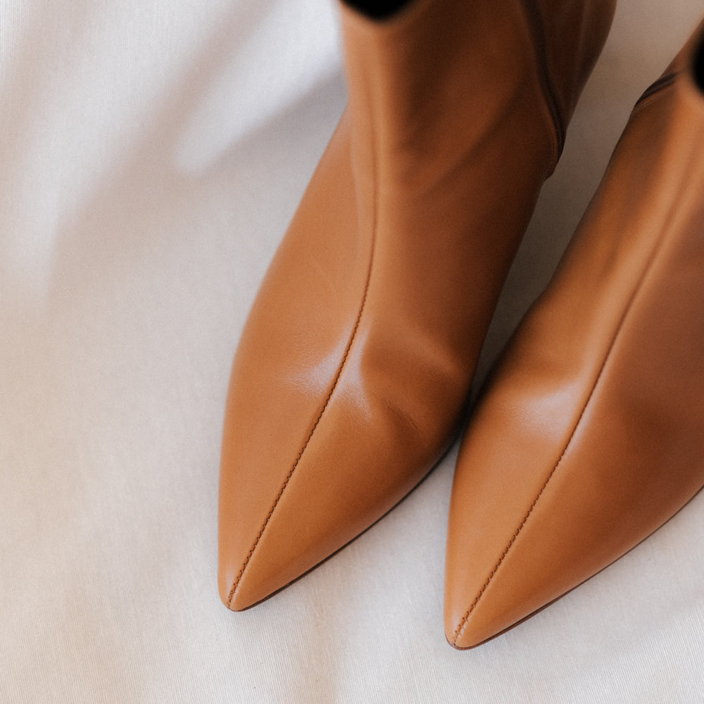 ARES BROWN LEATHER BOOT WITH 6CM HEEL