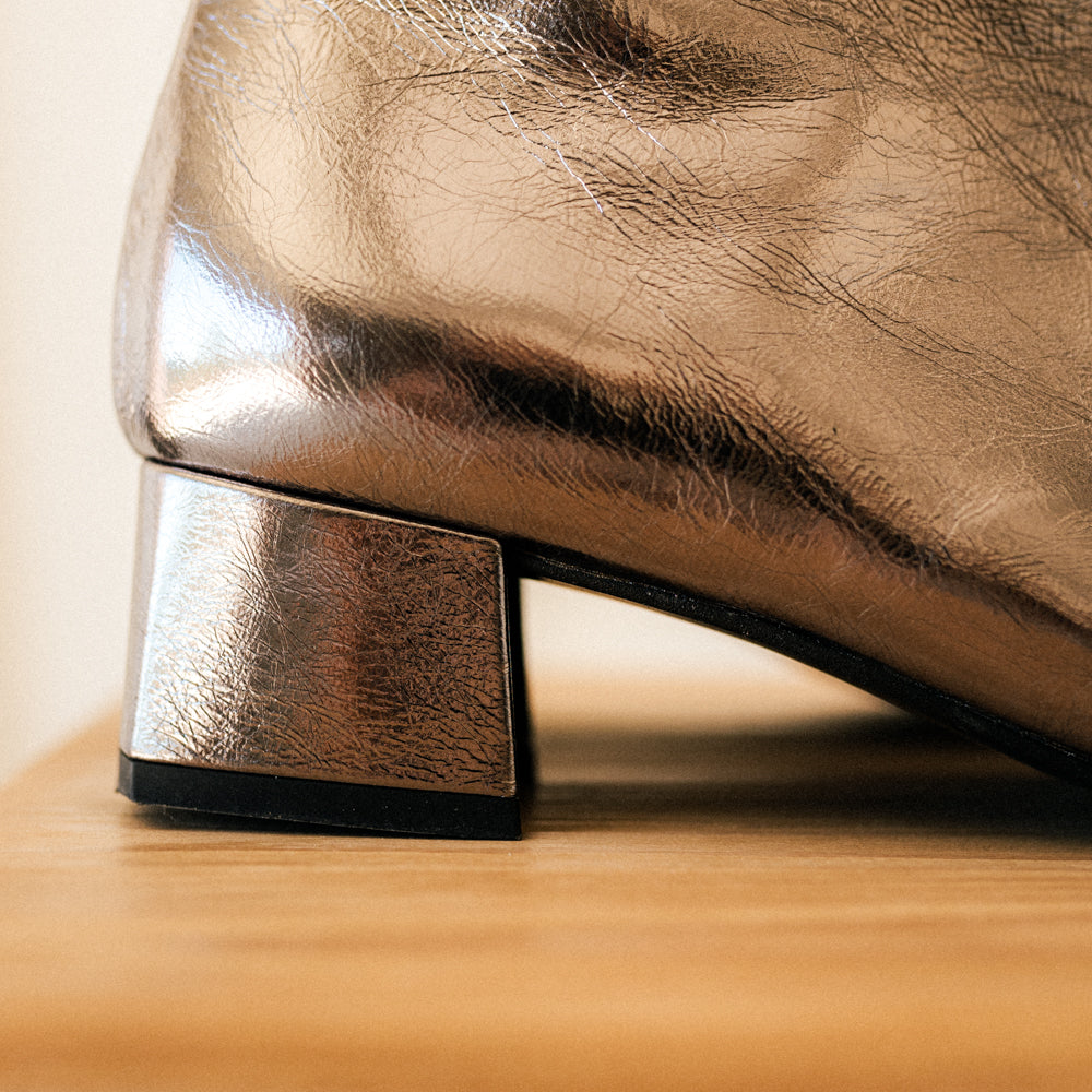 SILVIA LEAD LAMINATED LEATHER BOOT WITH 4CM HEEL