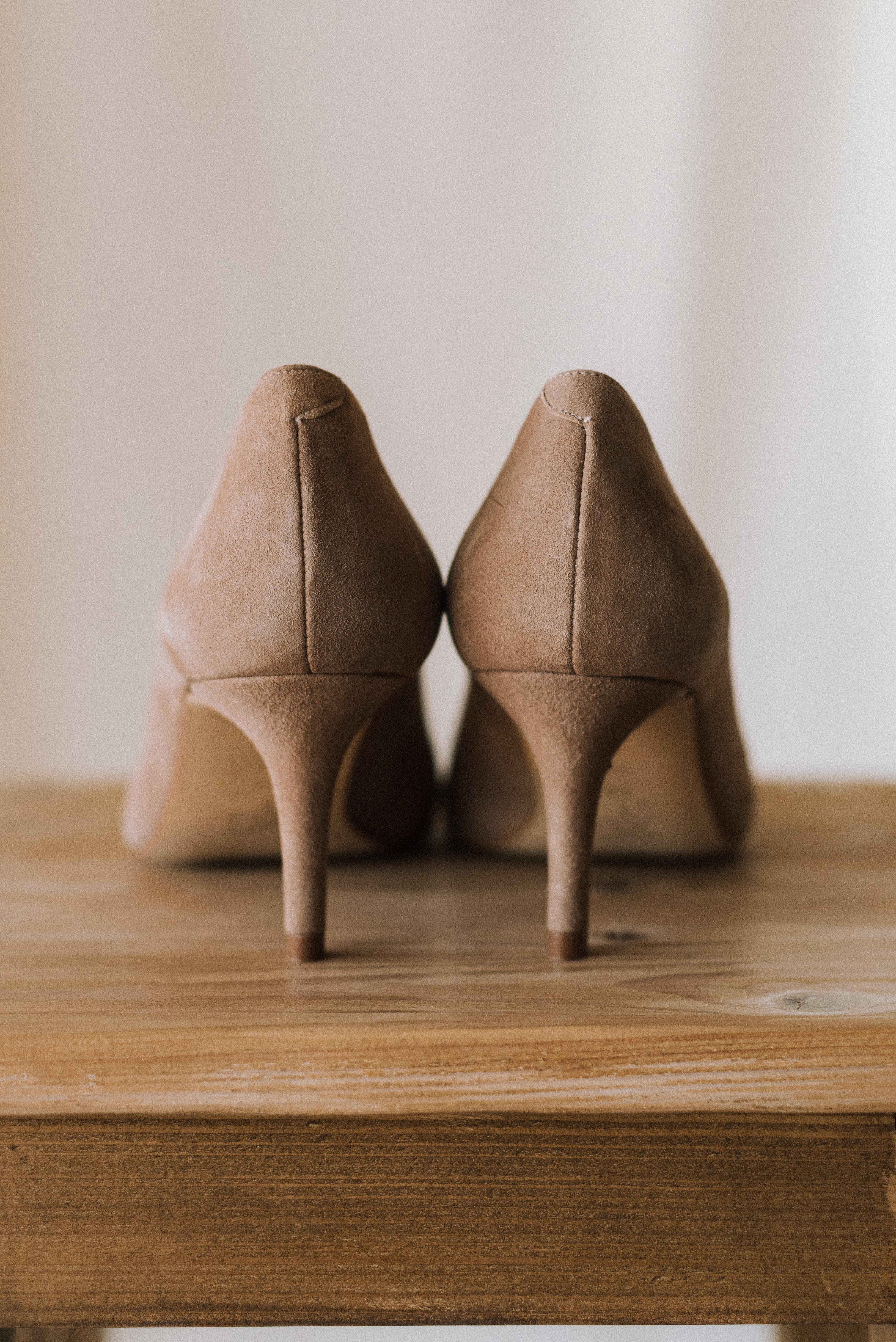 STILETTO MARIA NATURAL SUEDE 6CM HEEL