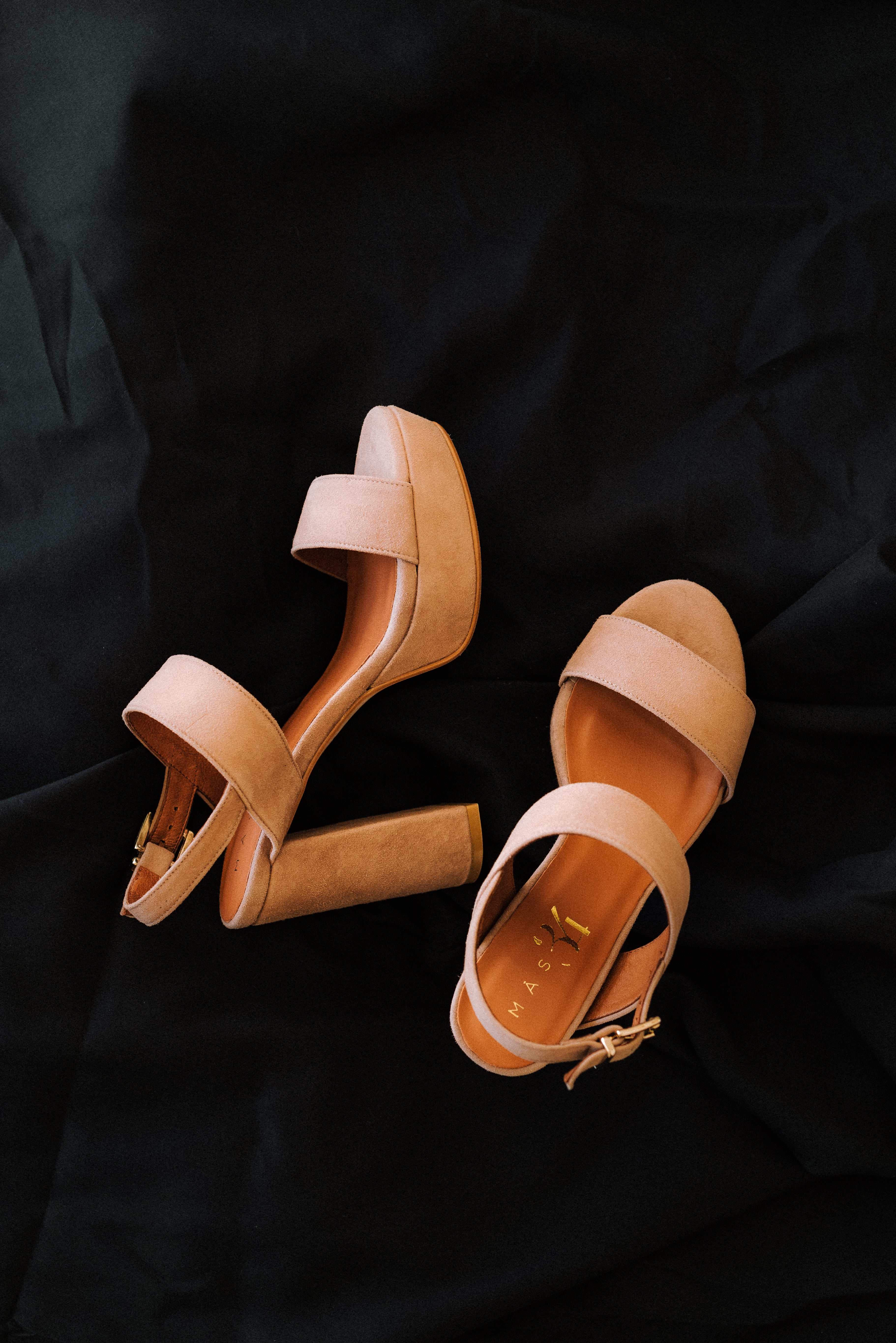 SANDÁLIA MÓNICA CAMURÇA NATURAL SALTO 10CM