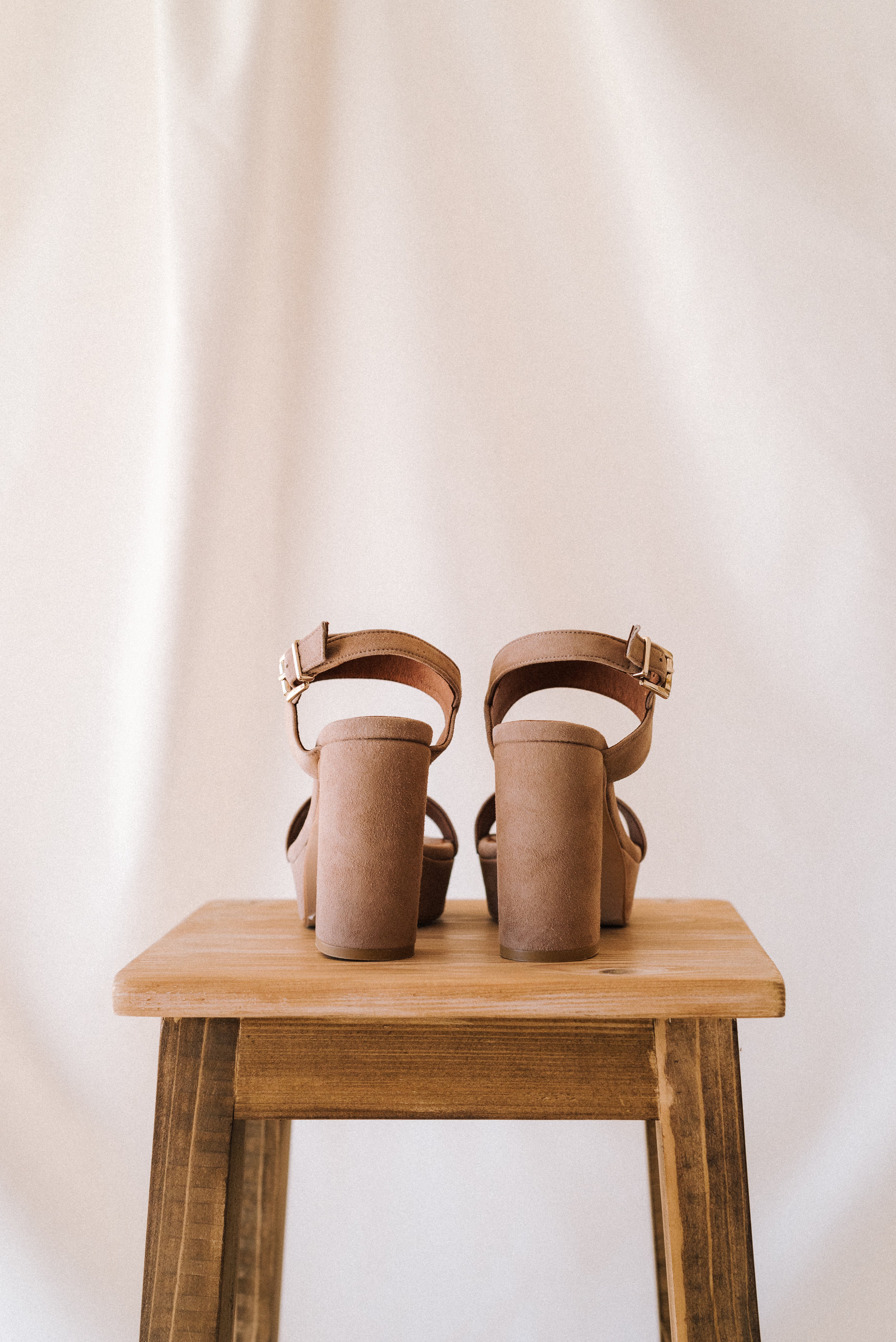 MONICA SANDAL NATURAL SUEDE 10CM HEEL