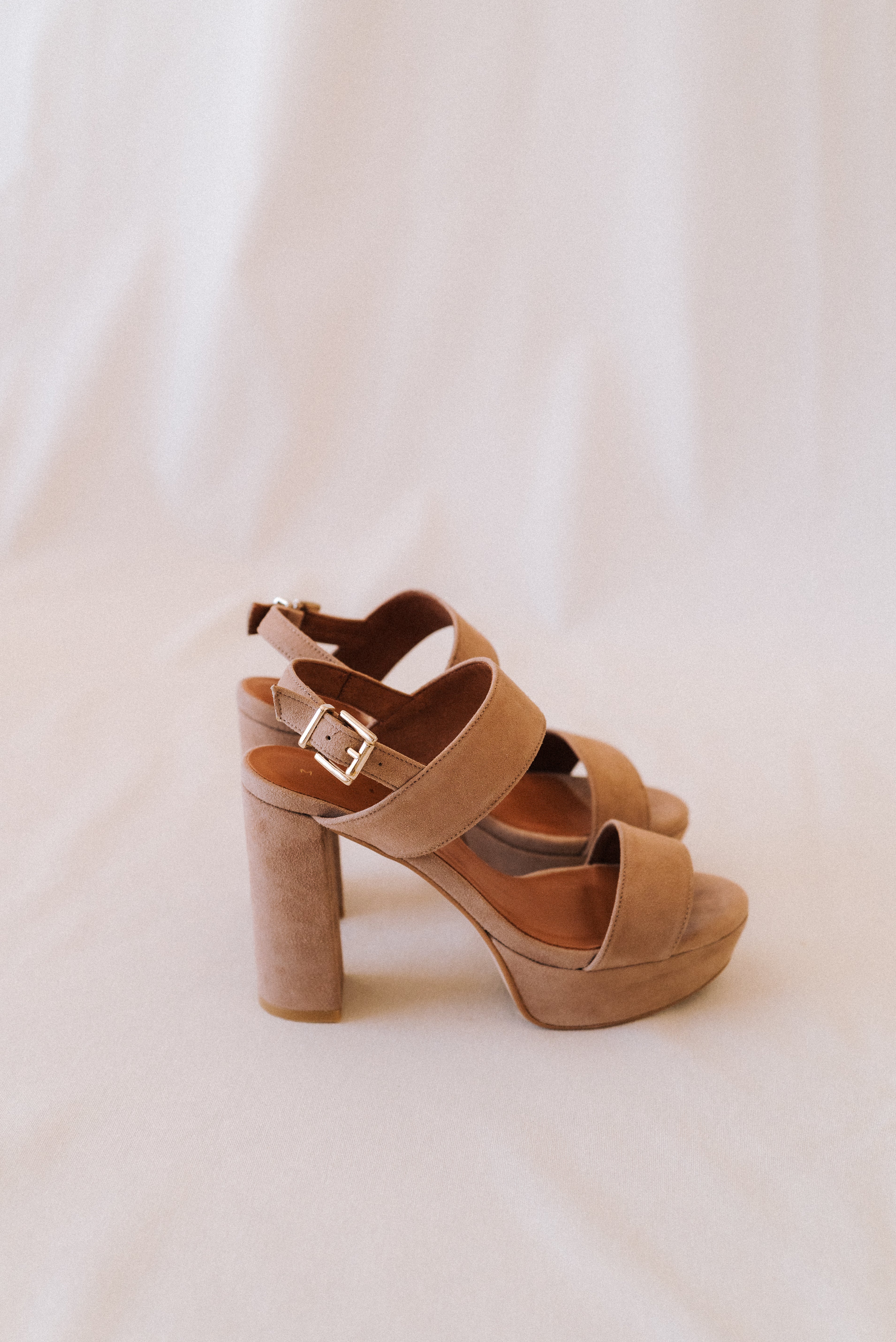 MONICA SANDAL NATURAL SUEDE 10CM HEEL