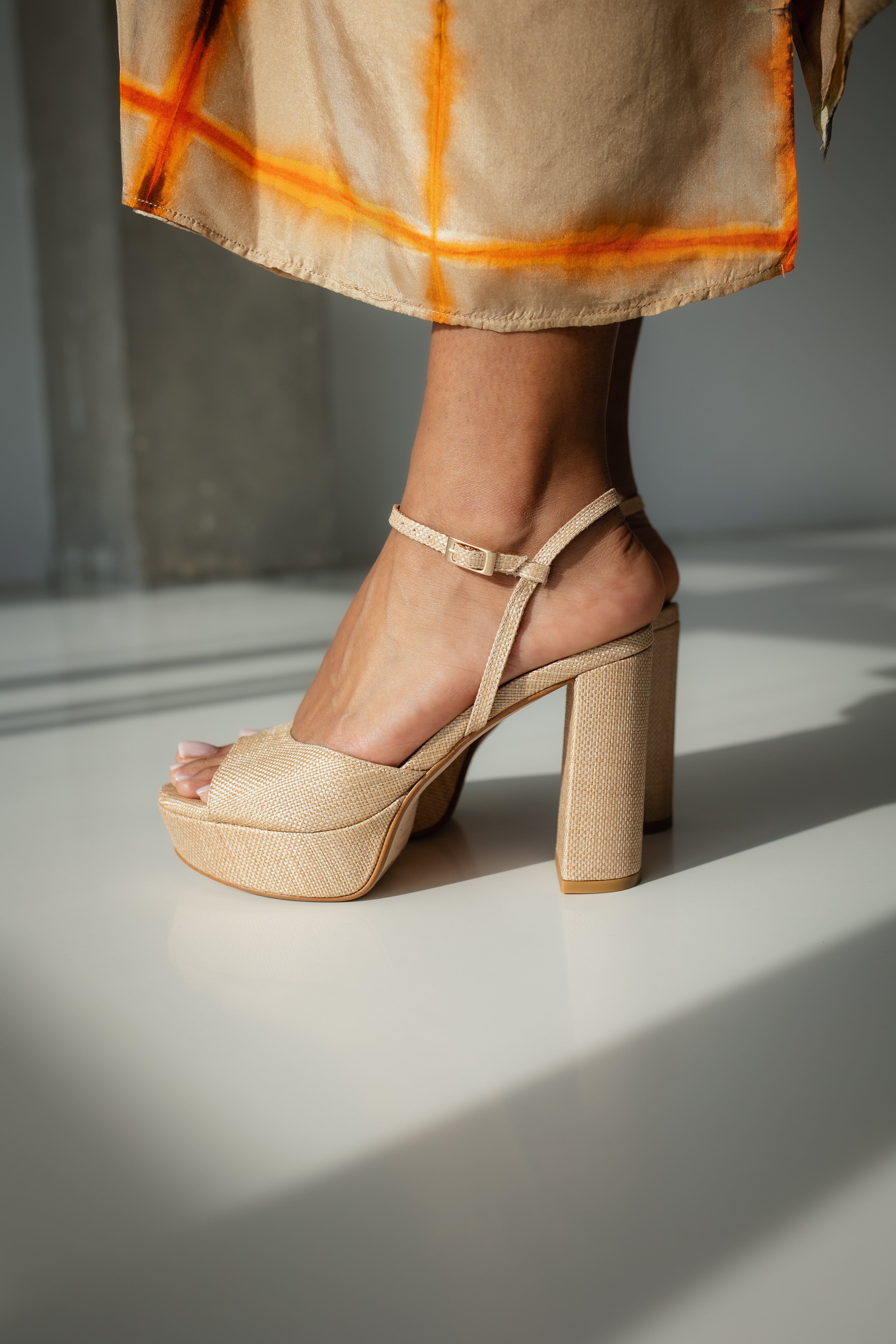 MAISA SANDAL WITH 10CM HEEL NATURAL LINEN PLATFORM