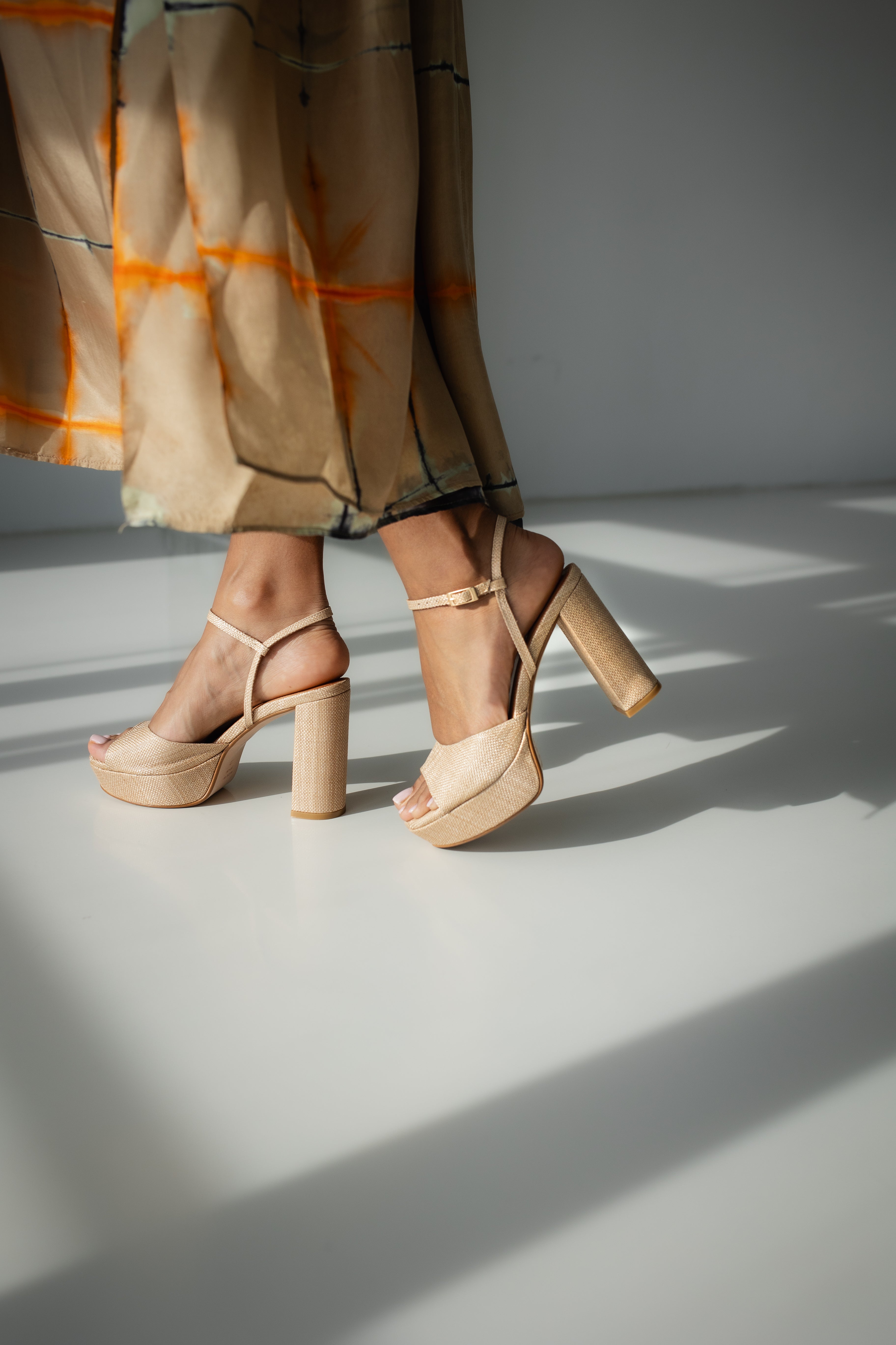 MAISA SANDAL WITH 10CM HEEL NATURAL LINEN PLATFORM