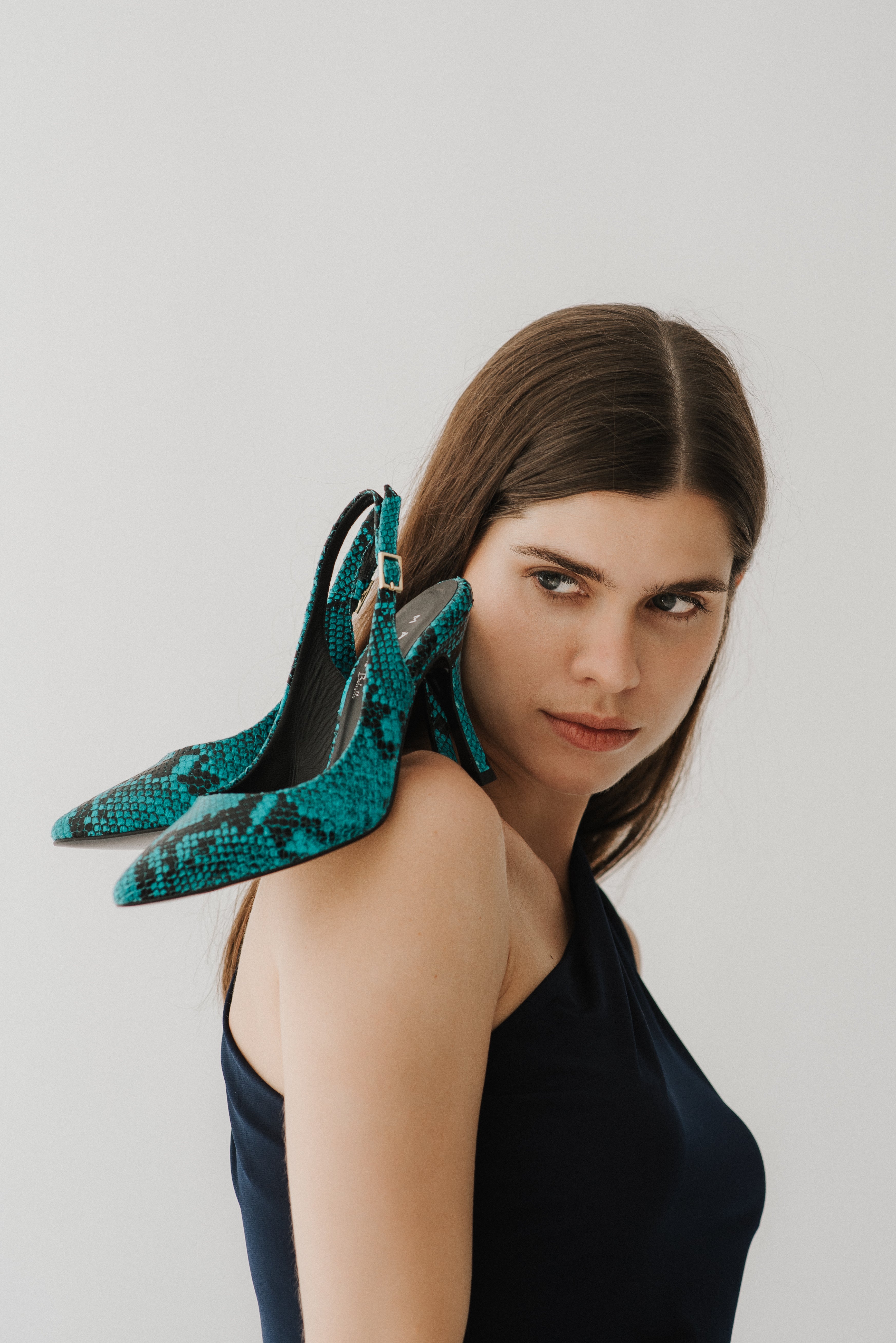 STILETTO PERLI EFECTO PITÓN TURQUESA TACÓN 8CM