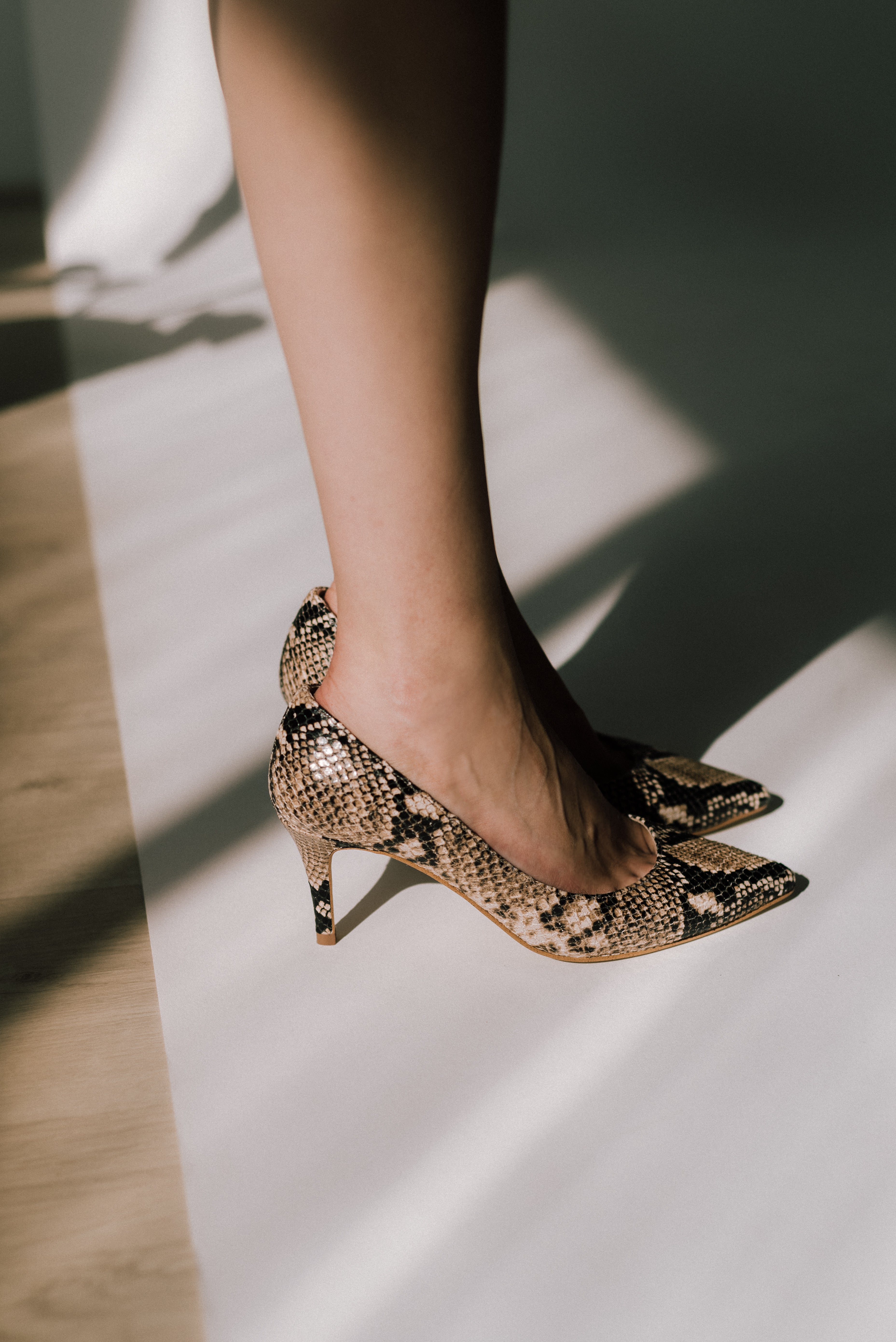 STILETTO MARIA PYTHON EFFECT LEATHER SAND 6CM HEEL