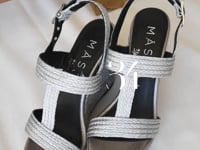 Video cuña alpargata plateada cómoda y elegante