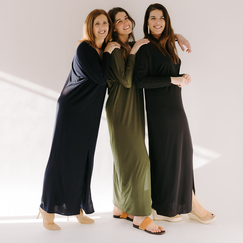 VERA NAVY DRESS