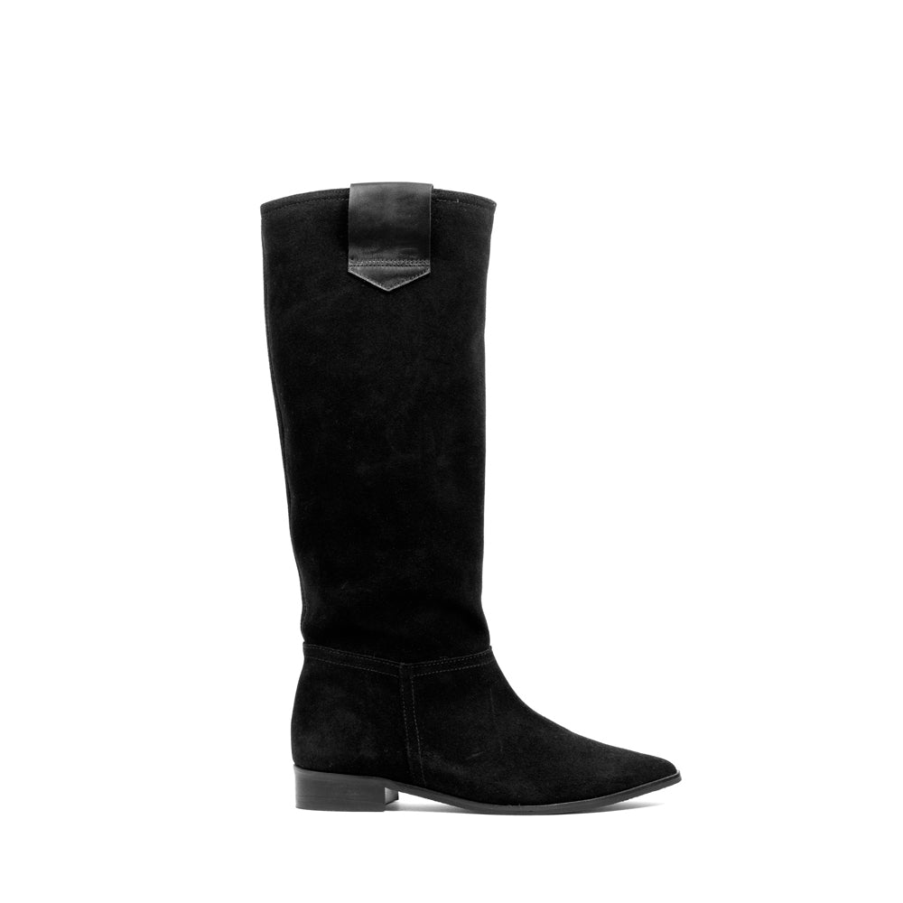 Bota de mujer plana clásica en ante negro y solapa en piel negro cómoda, elegante y combina con todo