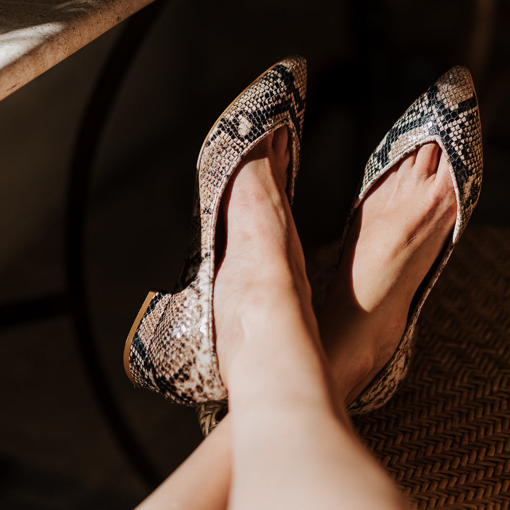 Bailarinas de mujer muy cómodas con plantillas especial de gel en piel efecto pitón arena