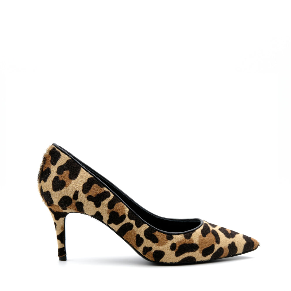 Stiletto tacón 6cm en leopard print perfecto para eventos.