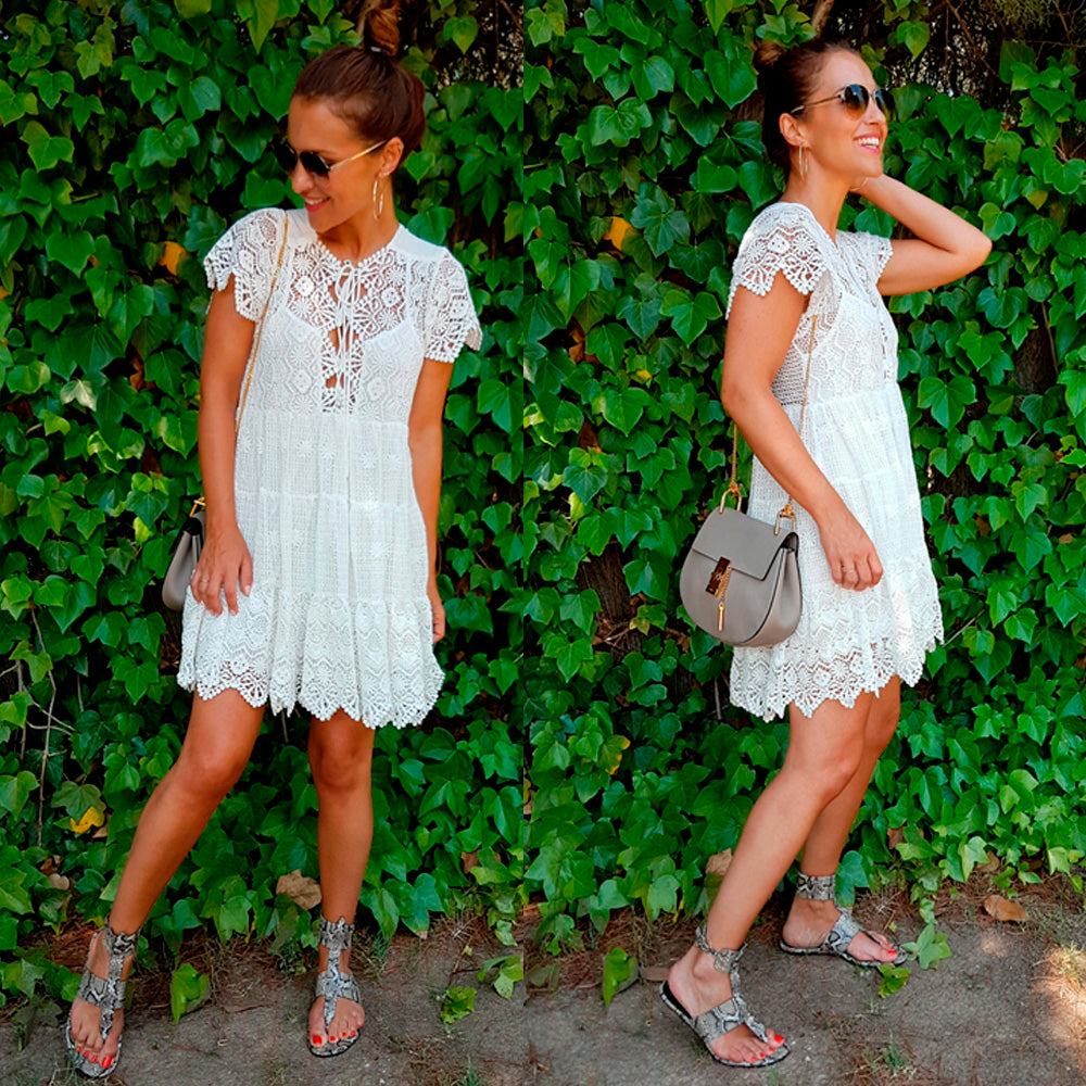 Paula Echevarría looks verano con sandalia plana en estampado serpiente