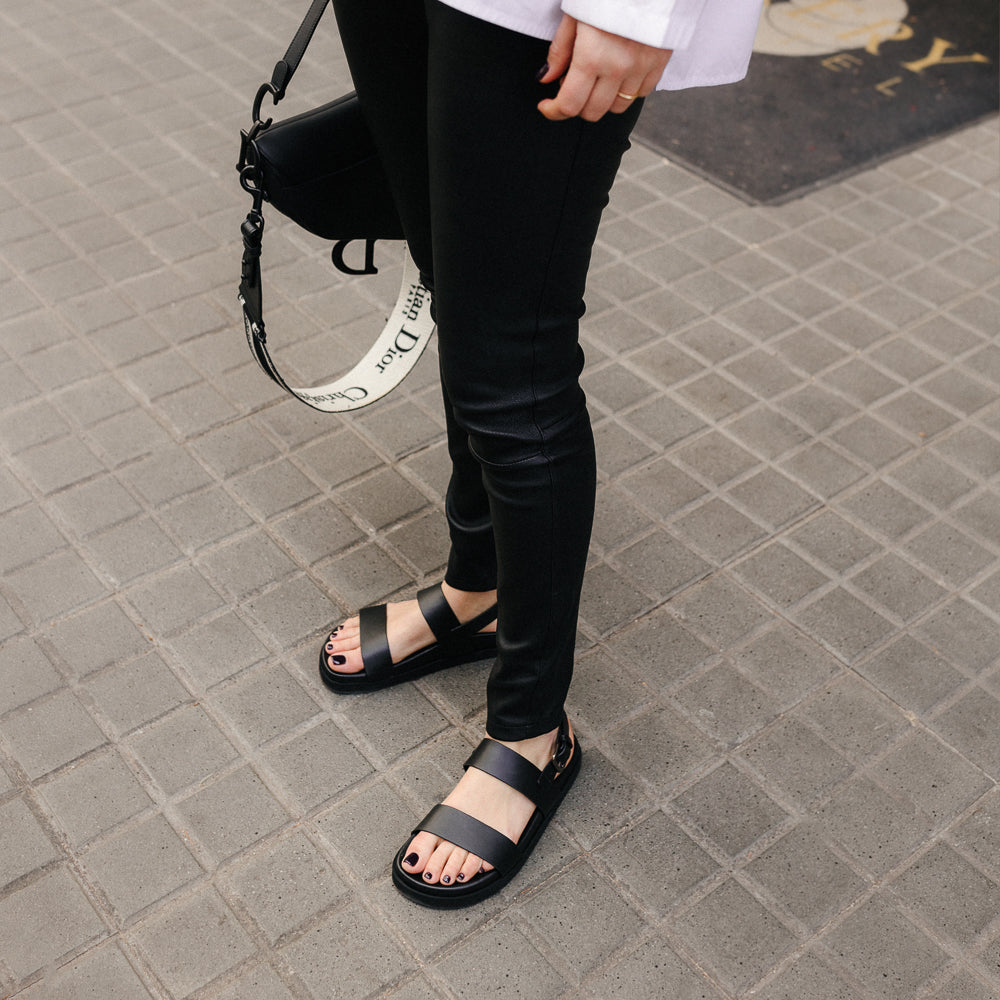 CARINA BLACK LEATHER FLAT SANDAL WITH 1.5CM PLATFORM