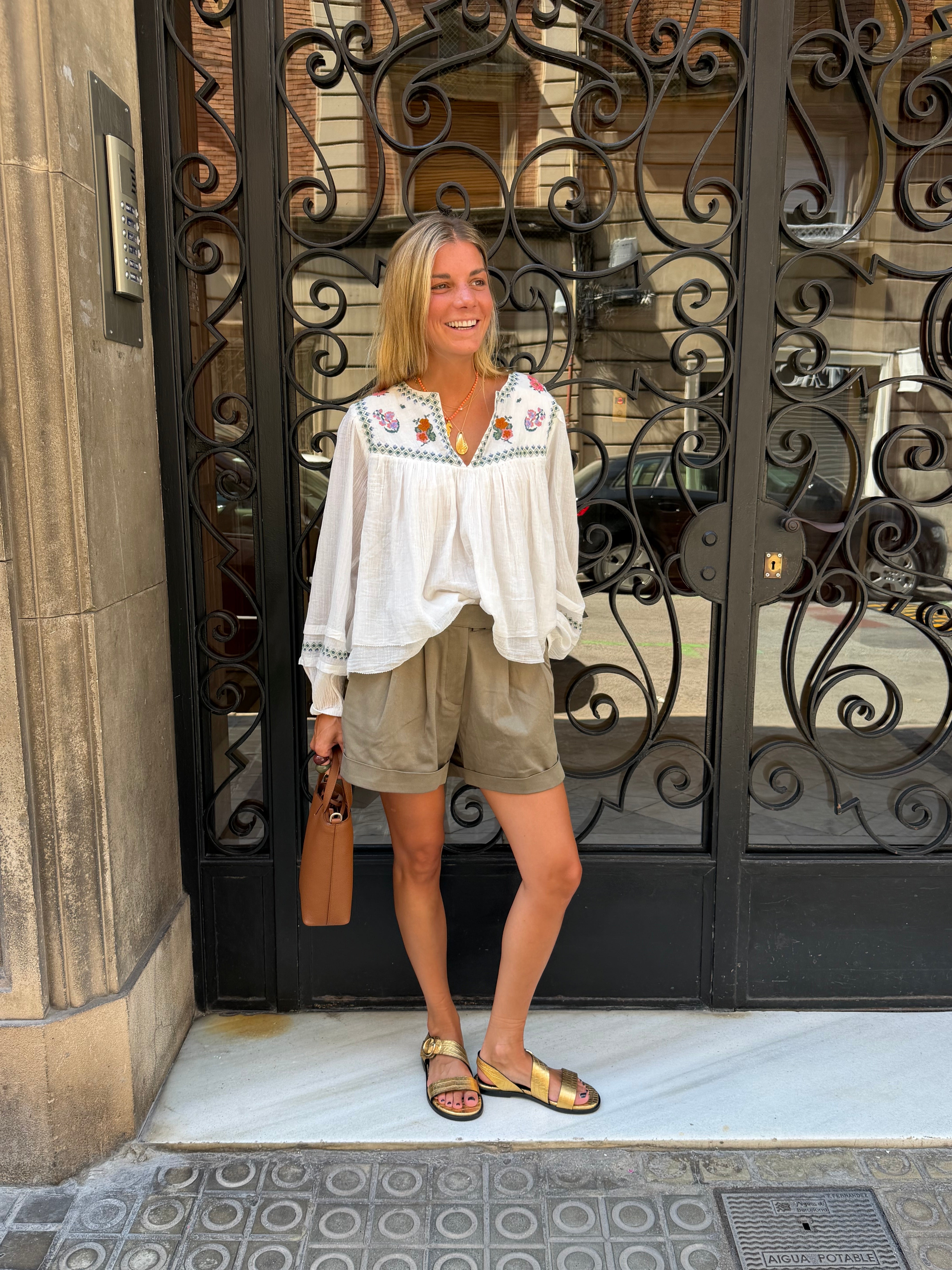 COSME FLAT SANDAL PLATINUM LAMINATED LEATHER
