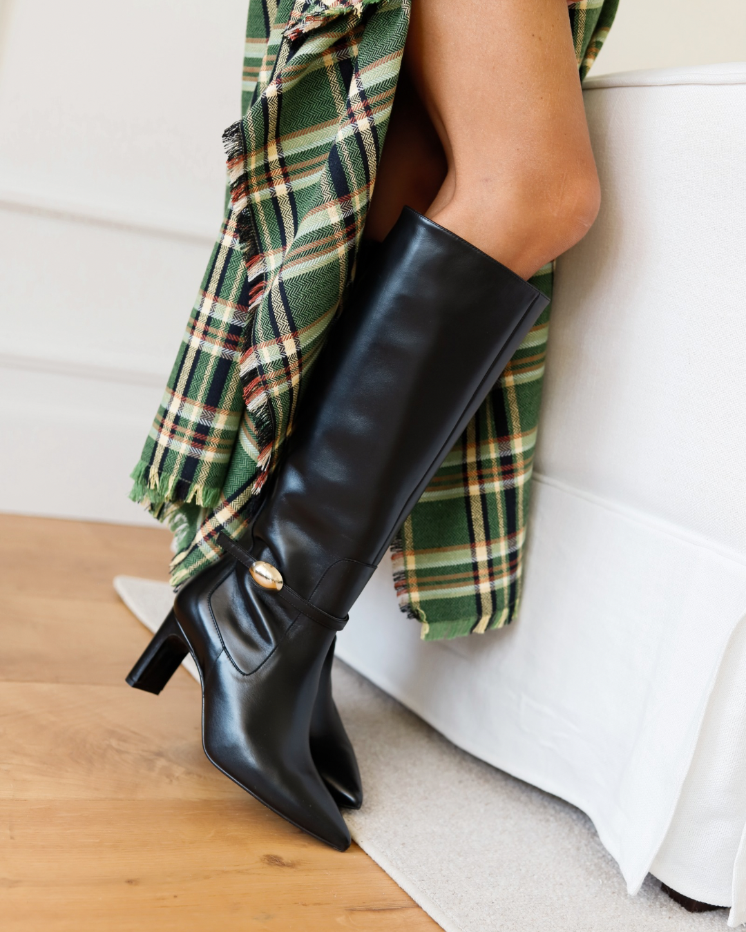 BOTA GIORGIA PIEL NEGRA TACÓN 7CM