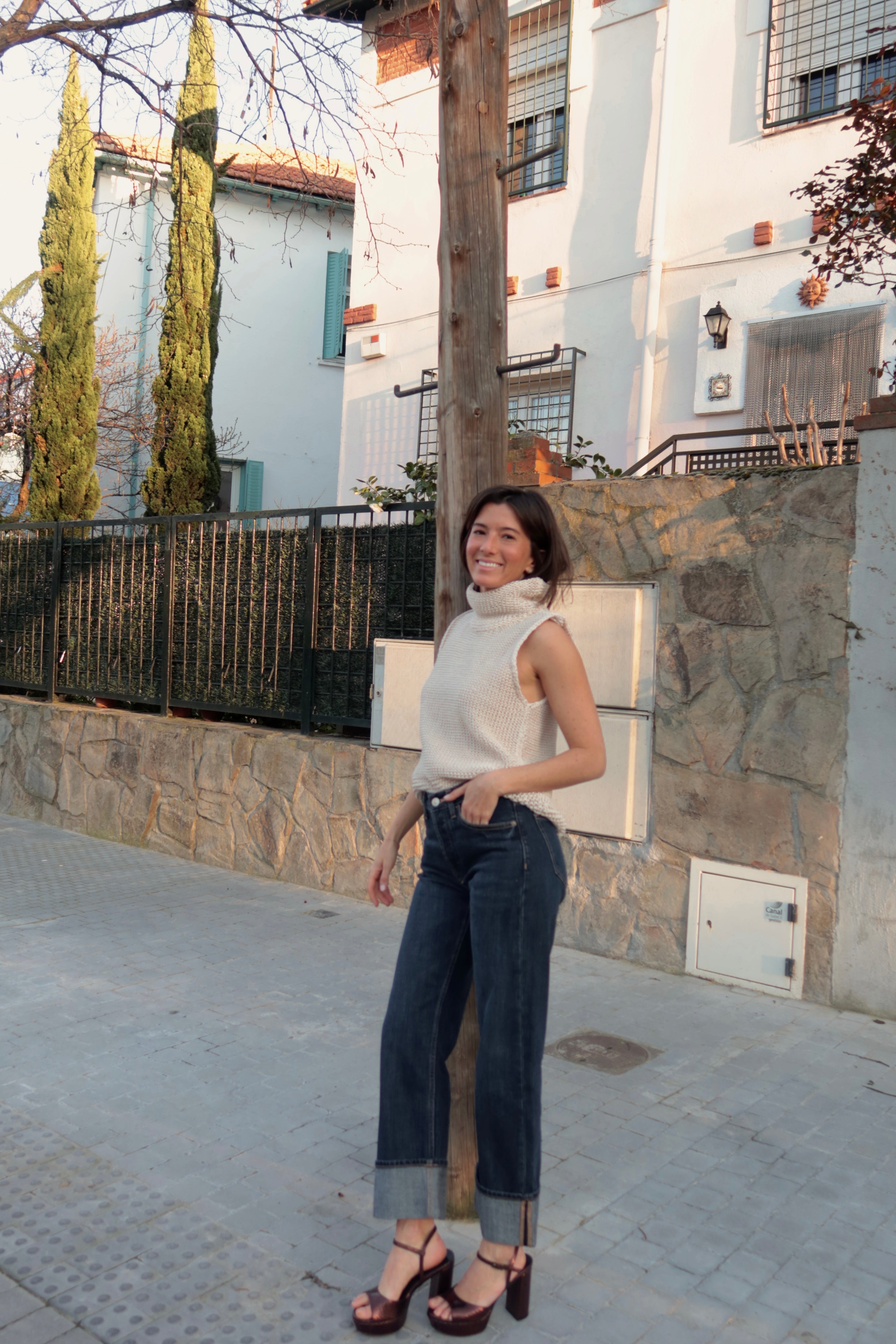 SANDALIA MAISA TACÓN 10CM PLATAFORMA PIEL LAMINADO CAFÉ