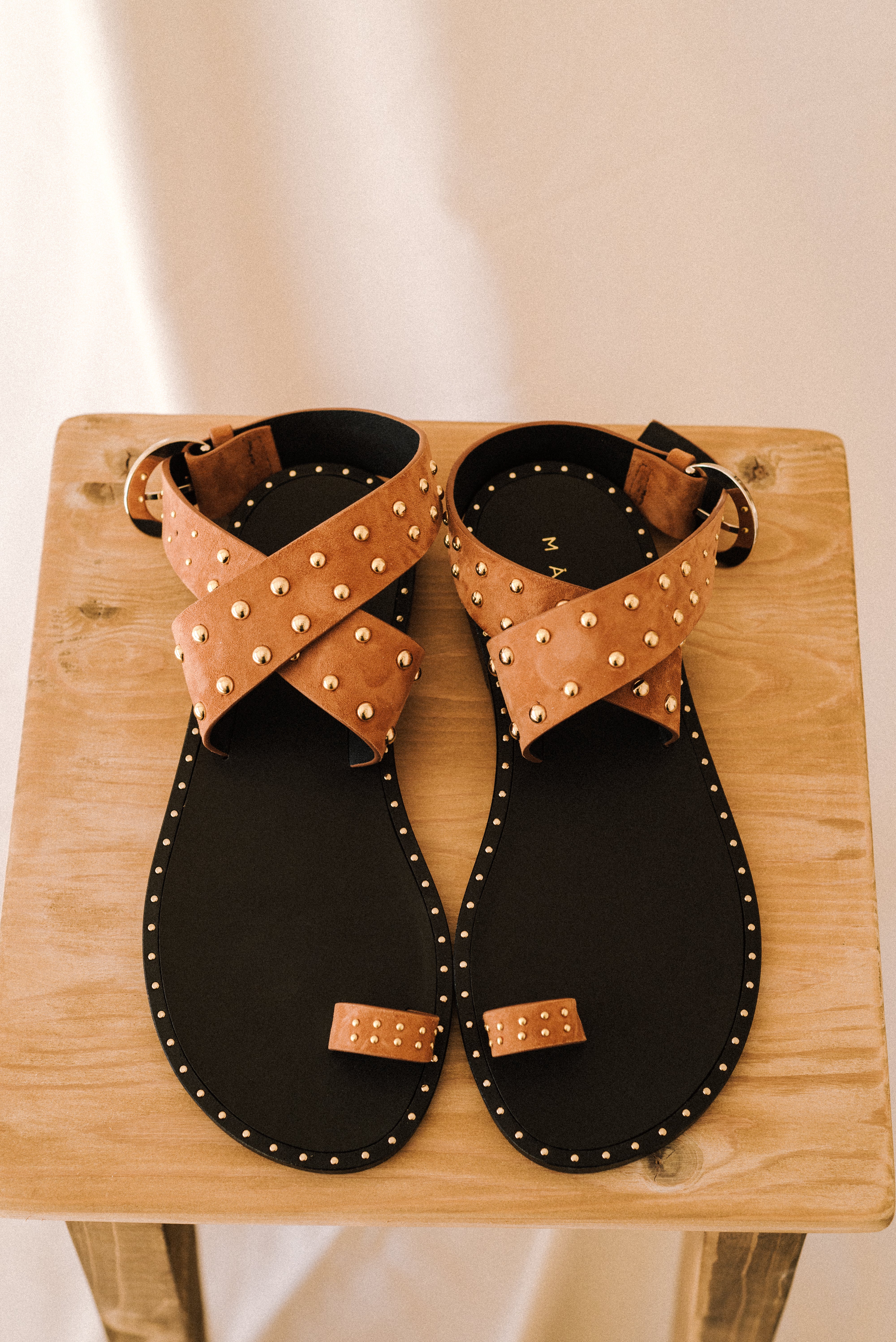 PABLO SUEDE COGNAC FLAT SANDAL