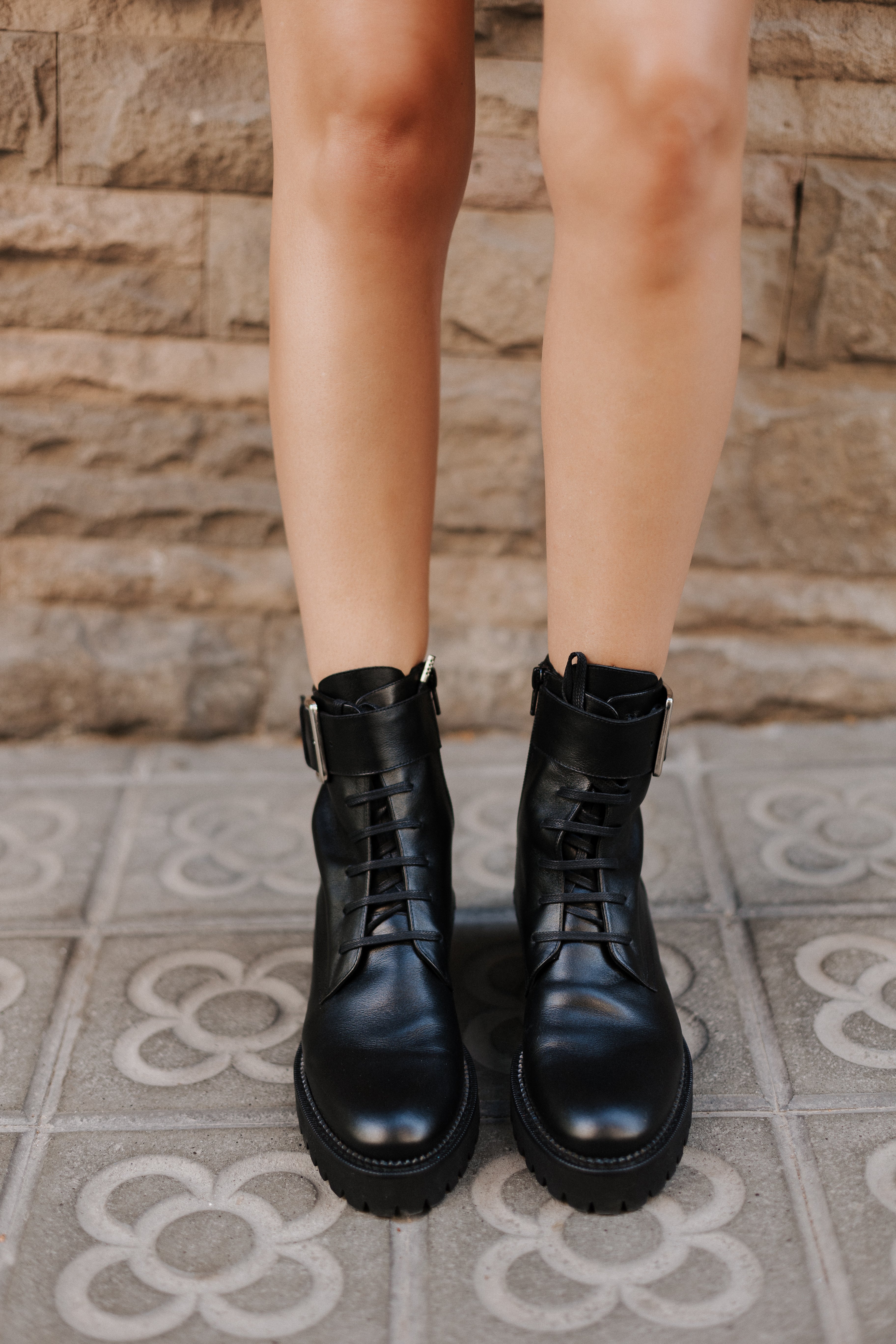 SANTI BLACK LEATHER BOOT 4CM