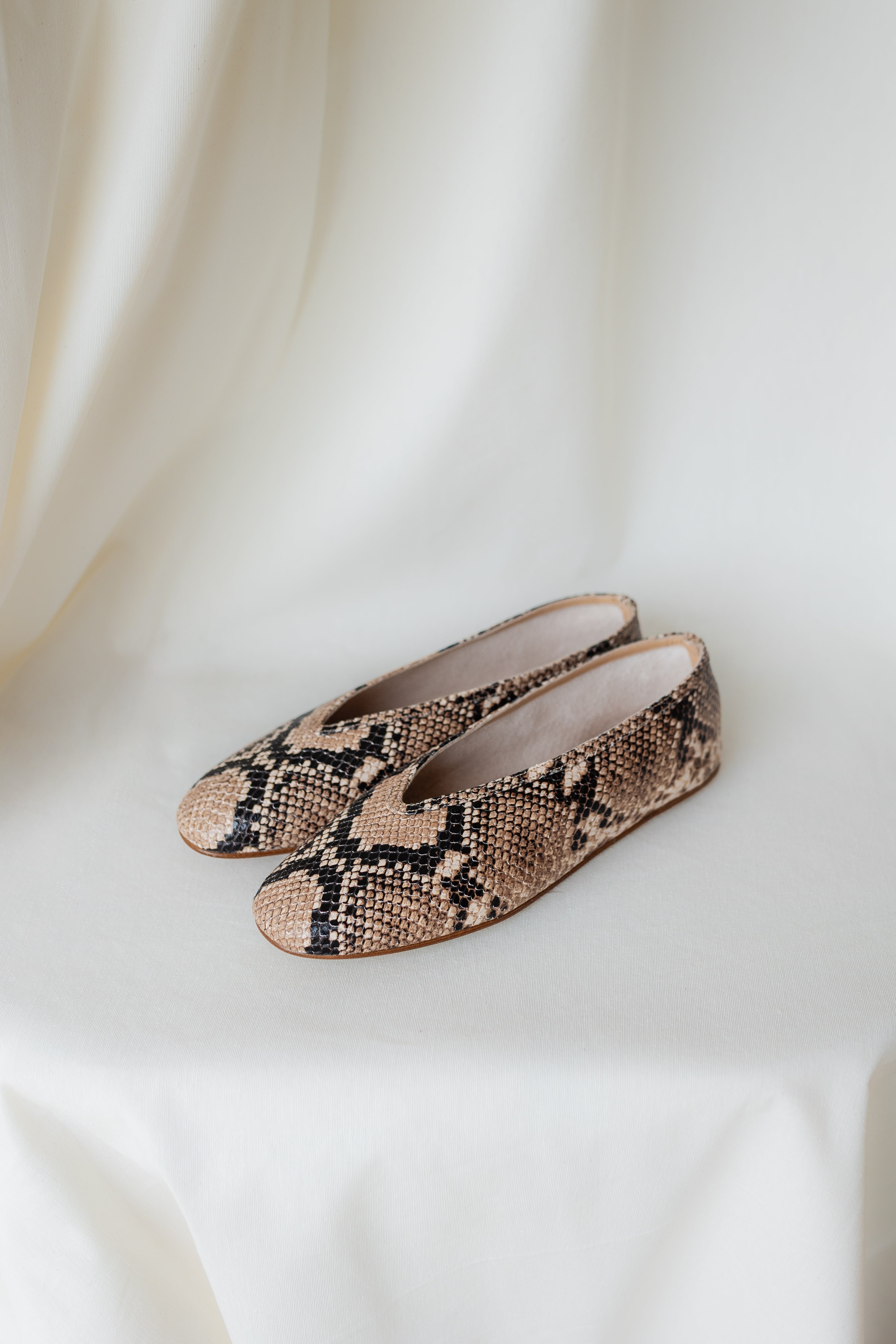 BAILARINA VALERIA PIEL EFECTO PITÓN NATURAL