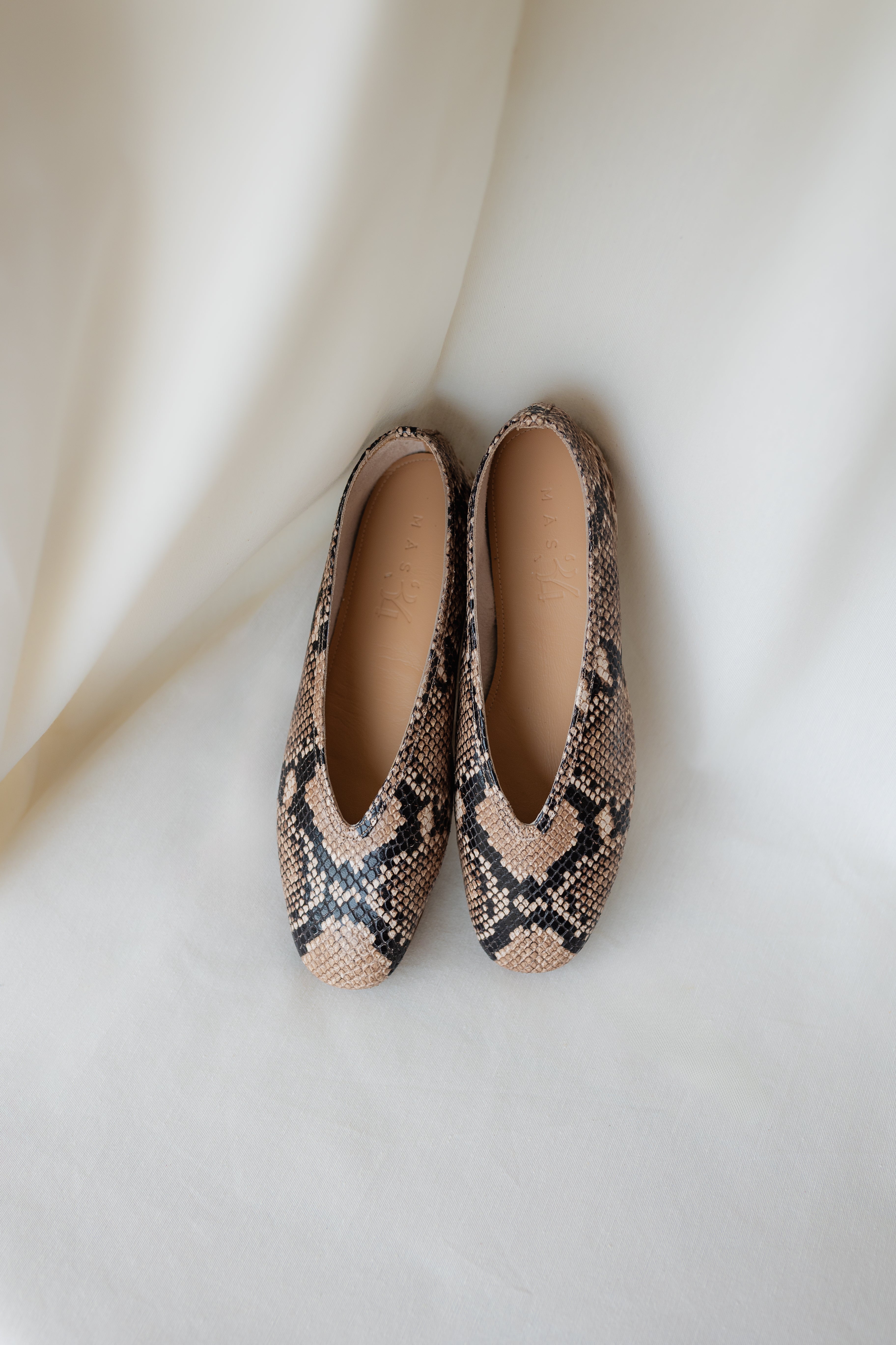 BAILARINA VALERIA PIEL EFECTO PITÓN NATURAL