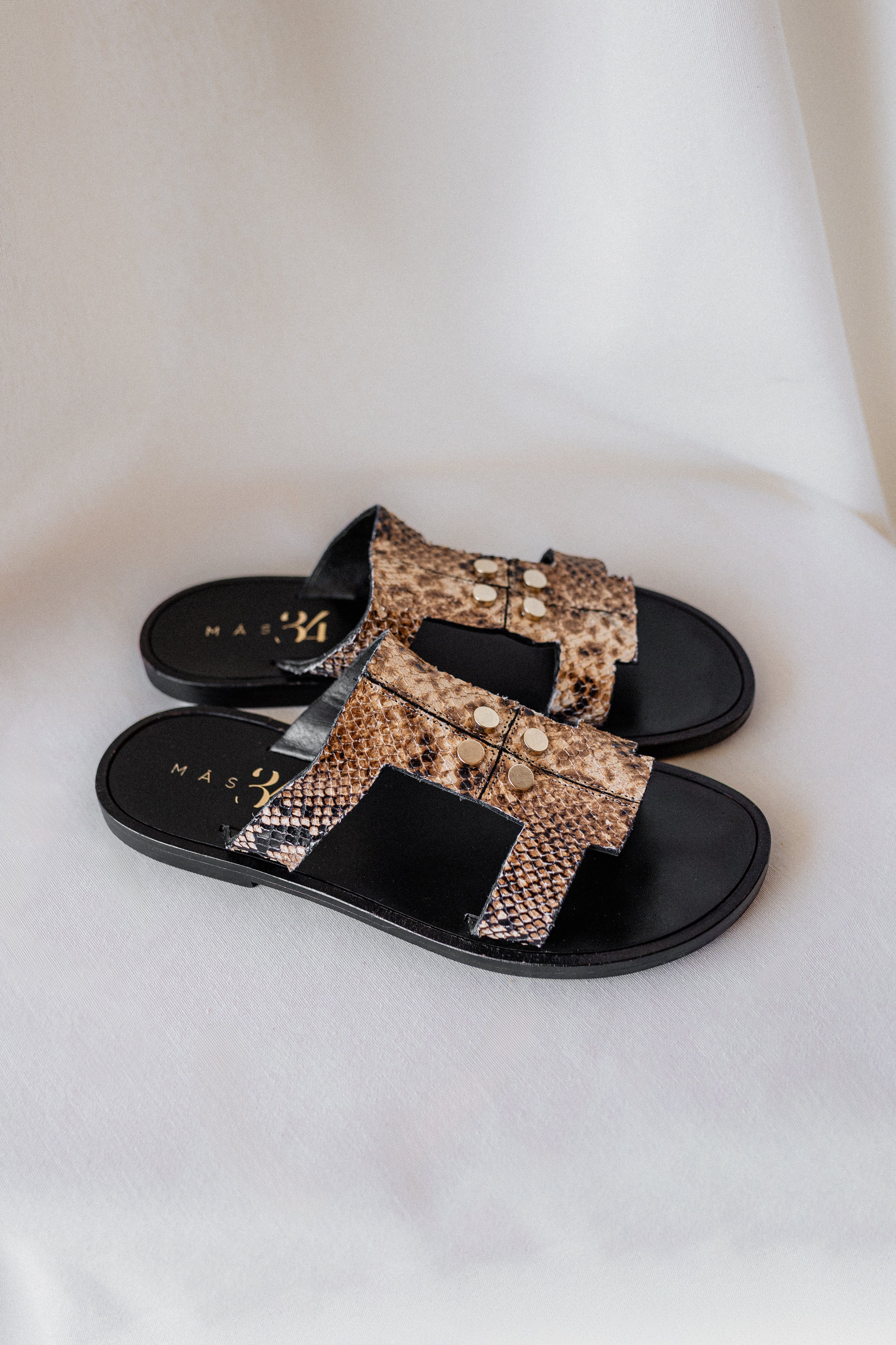 SARA FLAT SANDAL WITH PYTHON EFFECT LEATHER