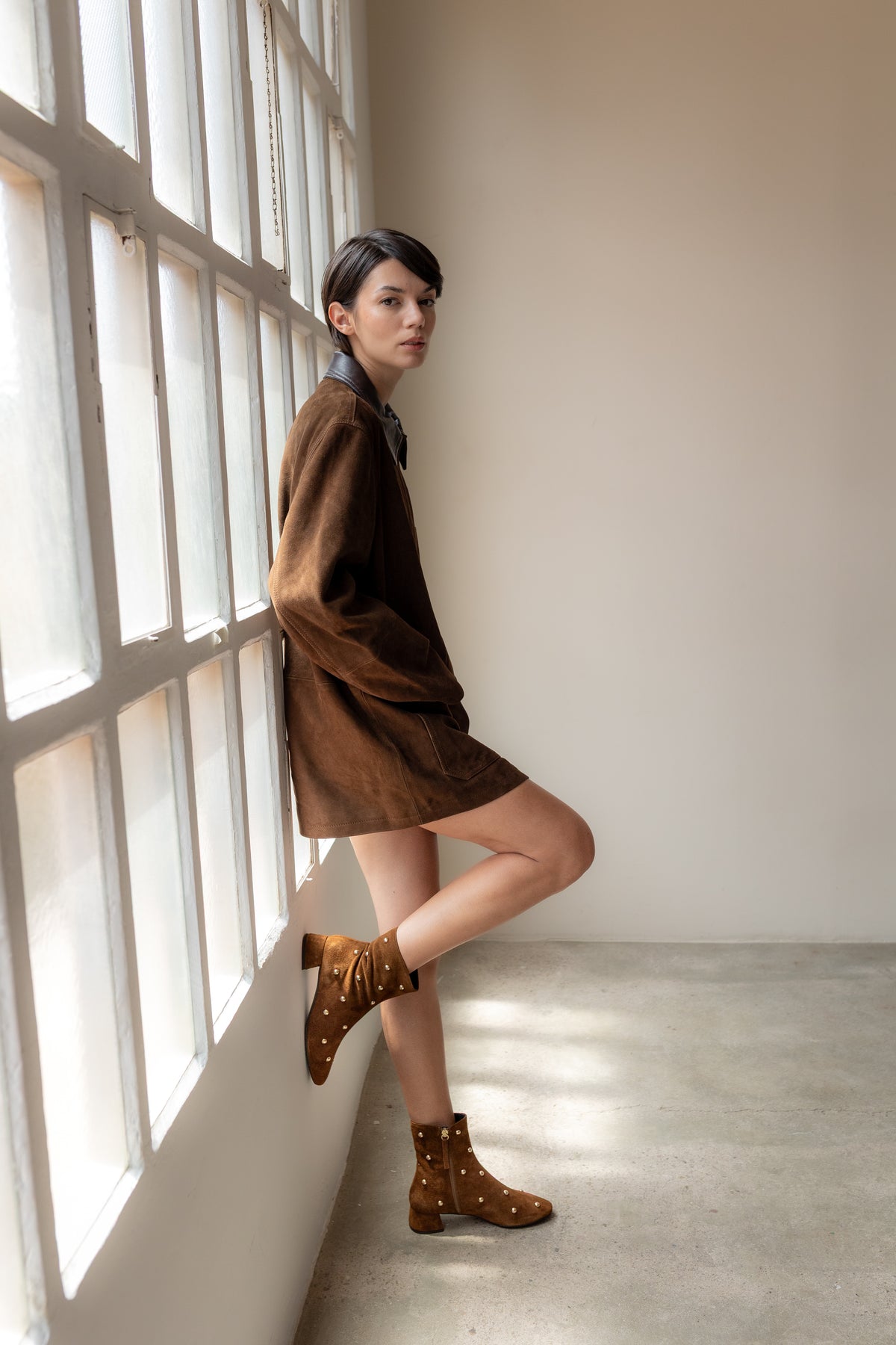 SILVIA BROWN SUEDE BOOT WITH 4CM HEEL