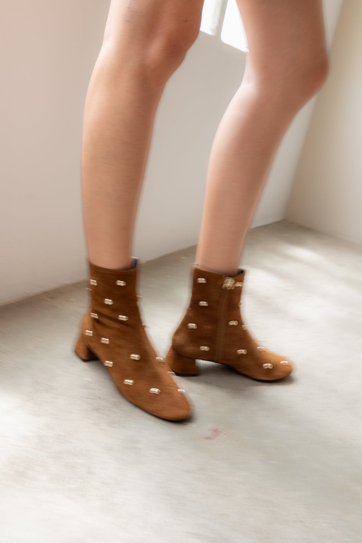 SILVIA BROWN SUEDE BOOT WITH 4CM HEEL