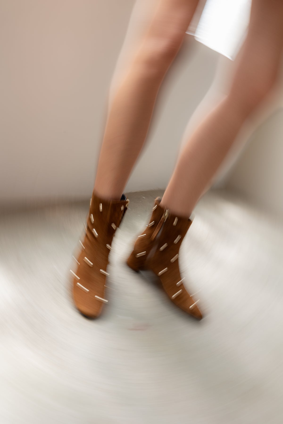 SILVIA BROWN SUEDE BOOT WITH 4CM HEEL