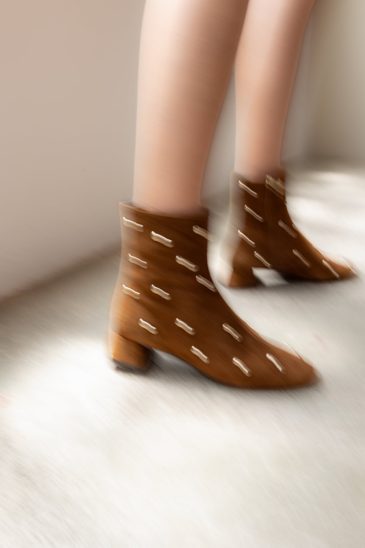 SILVIA BROWN SUEDE BOOT WITH 4CM HEEL