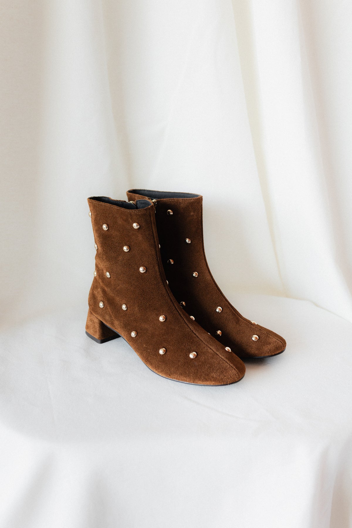 SILVIA BROWN SUEDE BOOT WITH 4CM HEEL