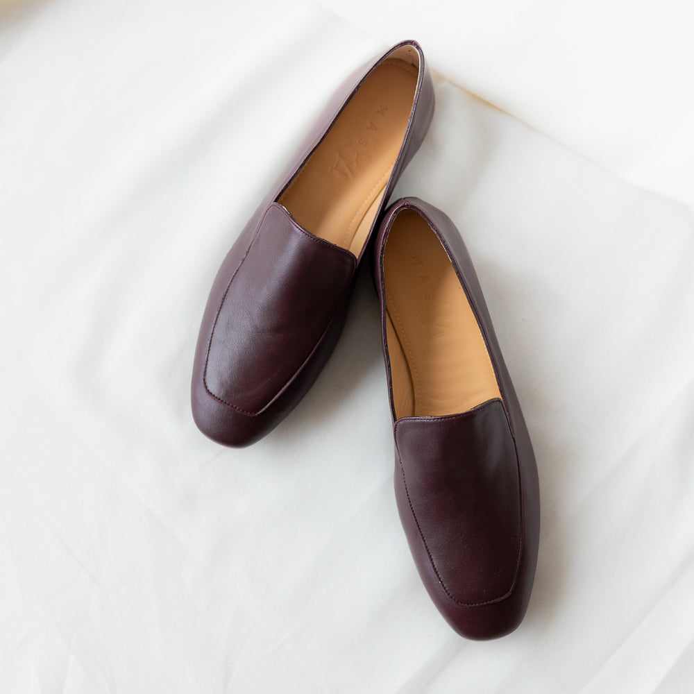 MOCASÍN BLANCA PIEL BURDEOS