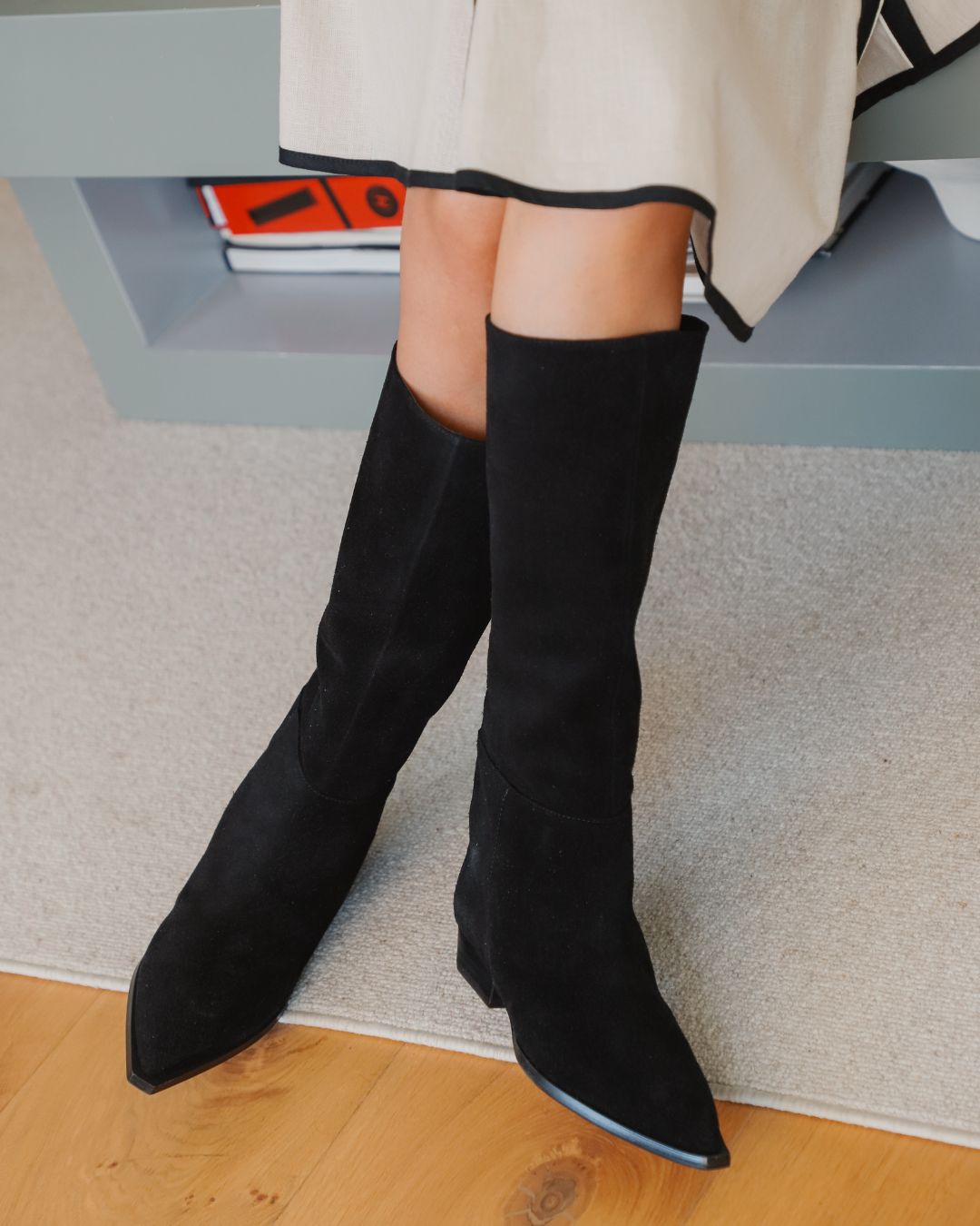 Bota Campera Ainhoa Ante Negro Tacón 2Cm