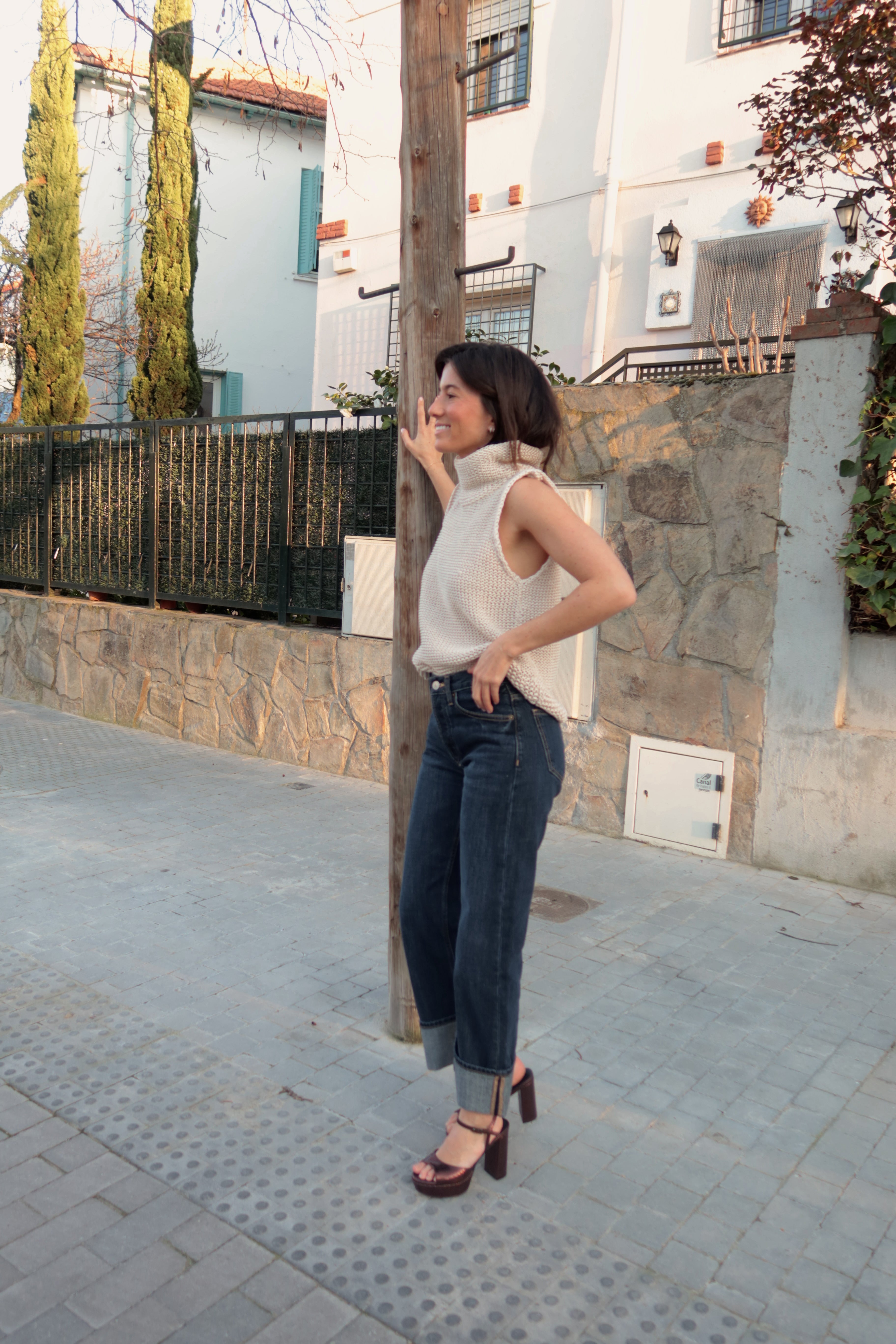 SANDALIA MAISA TACÓN 10CM PLATAFORMA PIEL LAMINADO CAFÉ