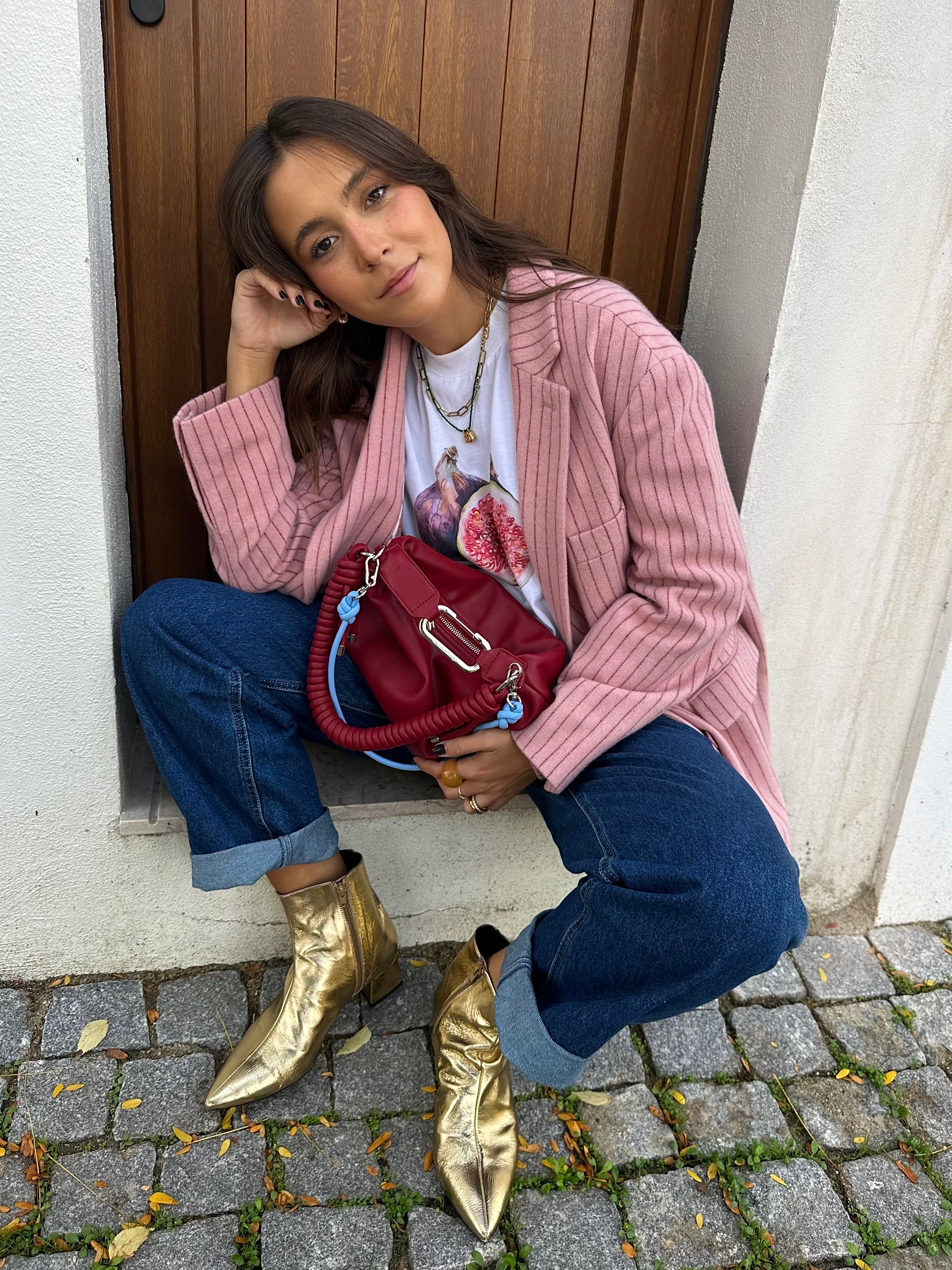 BOTÍN SILVIA PIEL LAMINADA ORO TACÓN 4CM