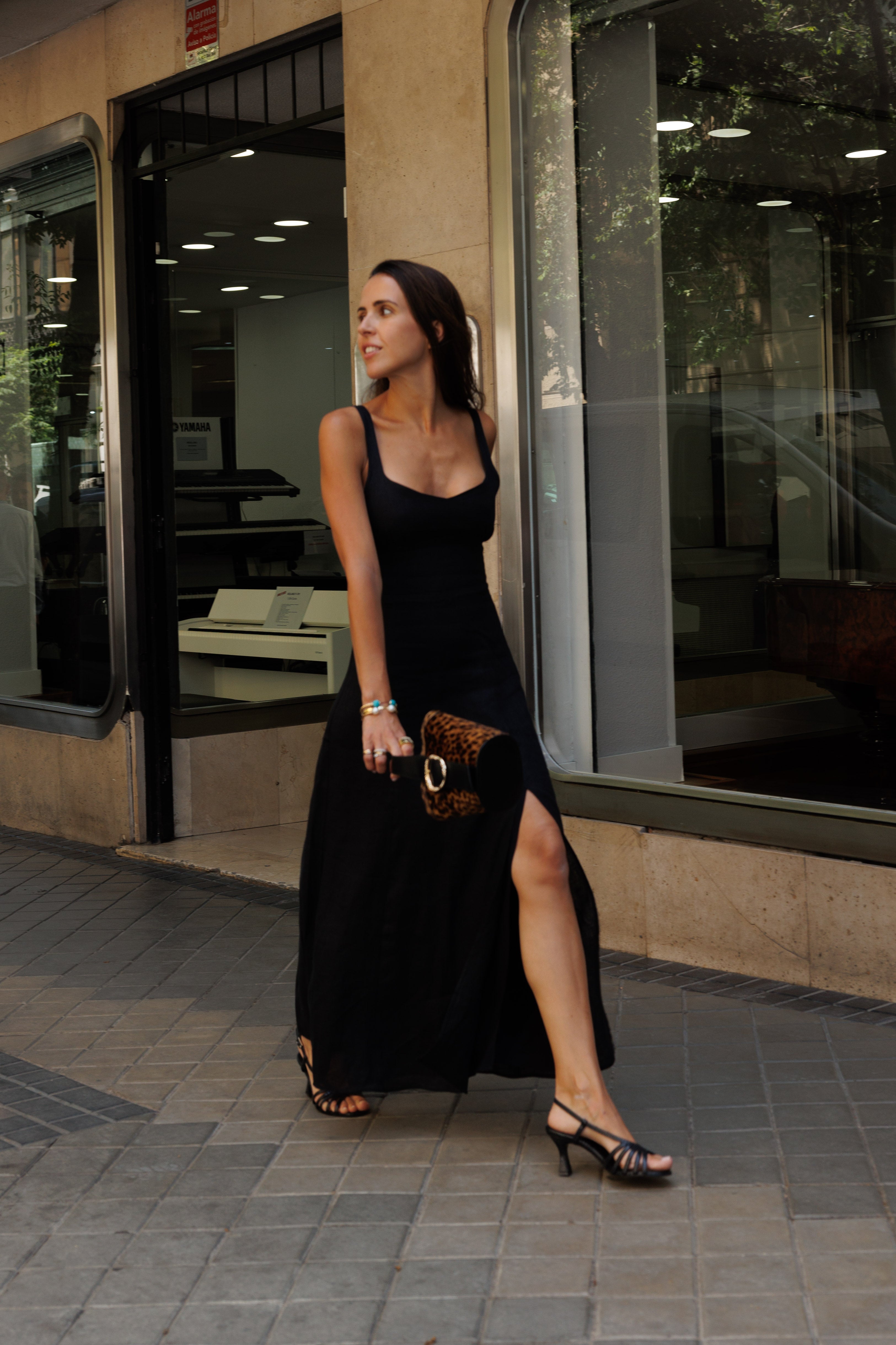 SANDALIA TRIANA PIEL EFECTO PITÓN NEGRA TACÓN 6CM