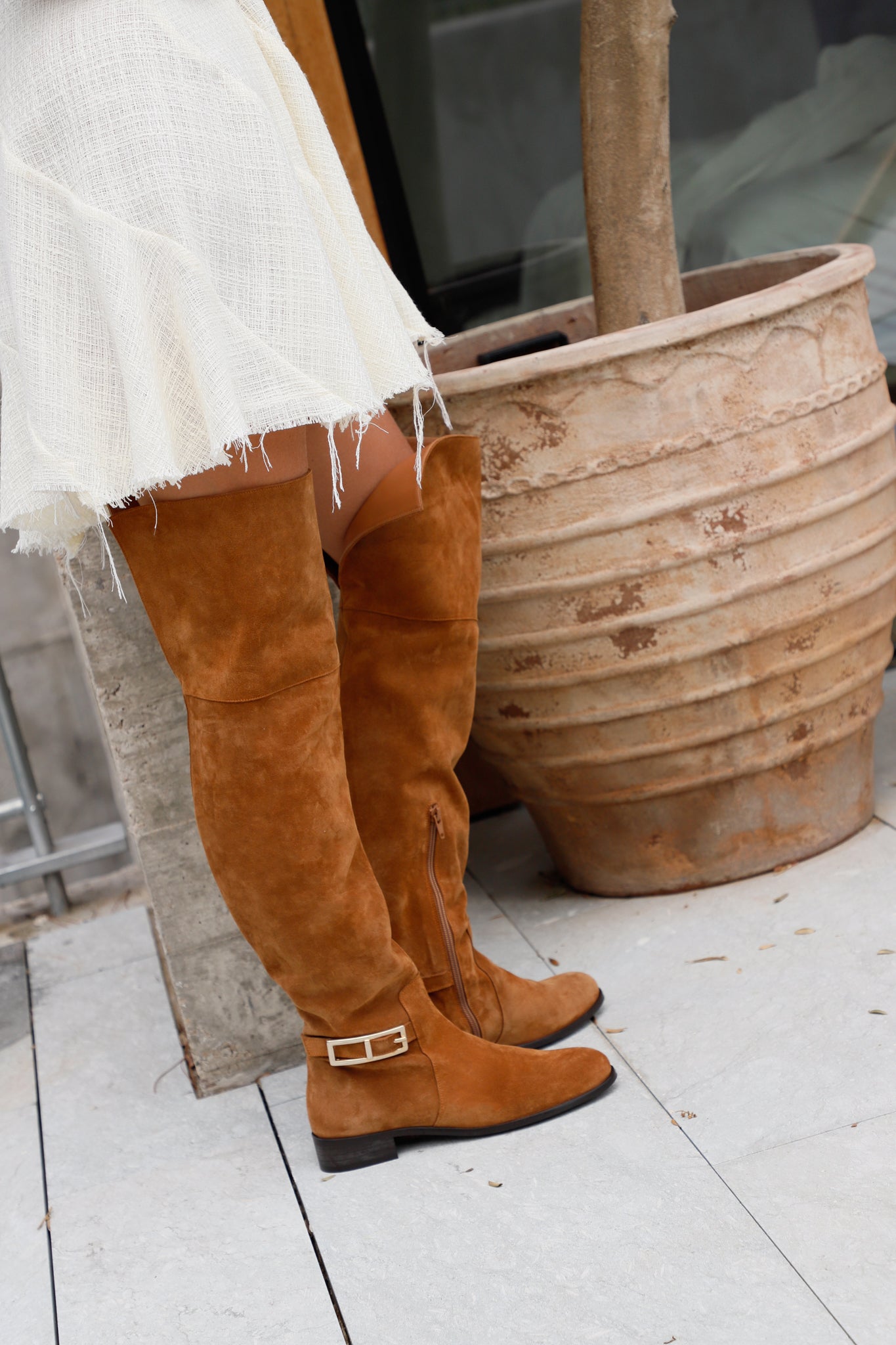 BOTA ROSA ANTE MARRÓN CON SOLAPA  DE PIEL