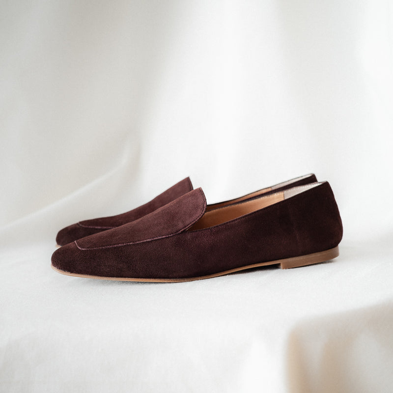 WHITE CHOCOLATE BROWN SUEDE LOAFER