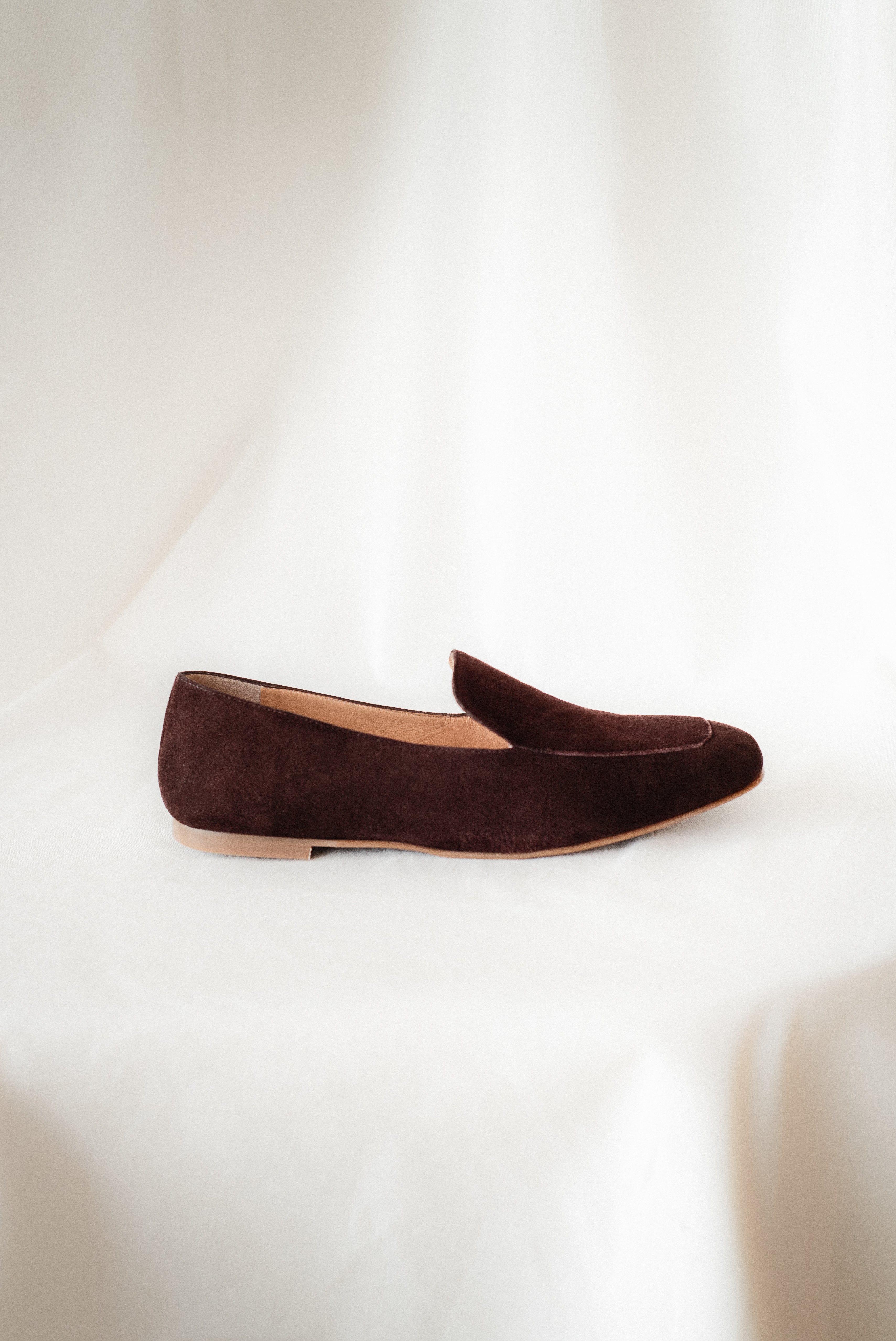 WHITE CHOCOLATE BROWN SUEDE LOAFER