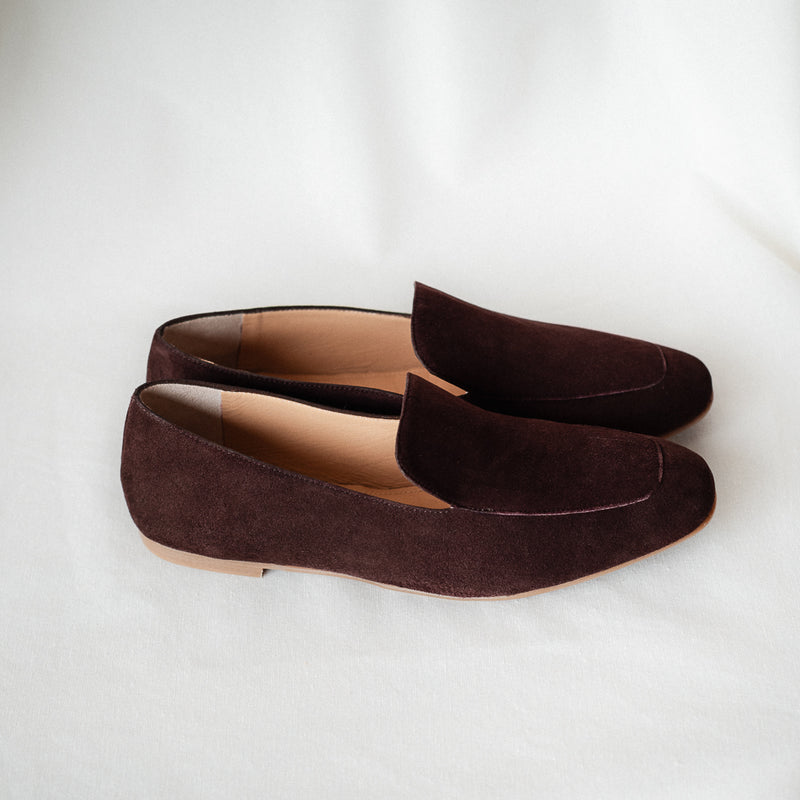 WHITE CHOCOLATE BROWN SUEDE LOAFER