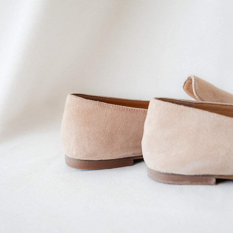 WHITE NATURAL SUEDE LOAFER