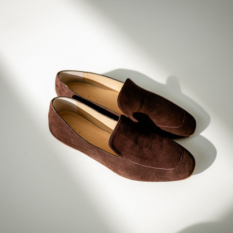 WHITE CHOCOLATE BROWN SUEDE LOAFER