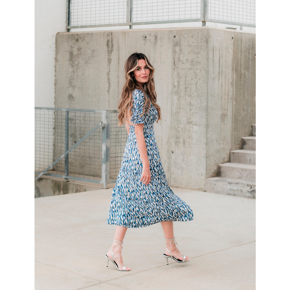 Zapatos para invitada de boda, bautizo y comunion cómodos y elegantes en piel plata